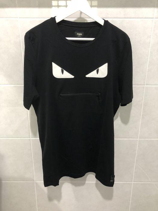 Fendi zip on sale mouth t shirt
