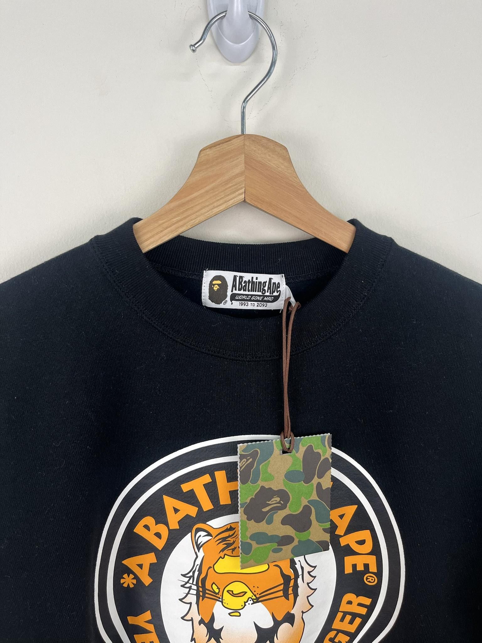 Bape Bape Year Of The Tiger Crewneck Size US M / EU 48-50 / 2 - 3 Thumbnail