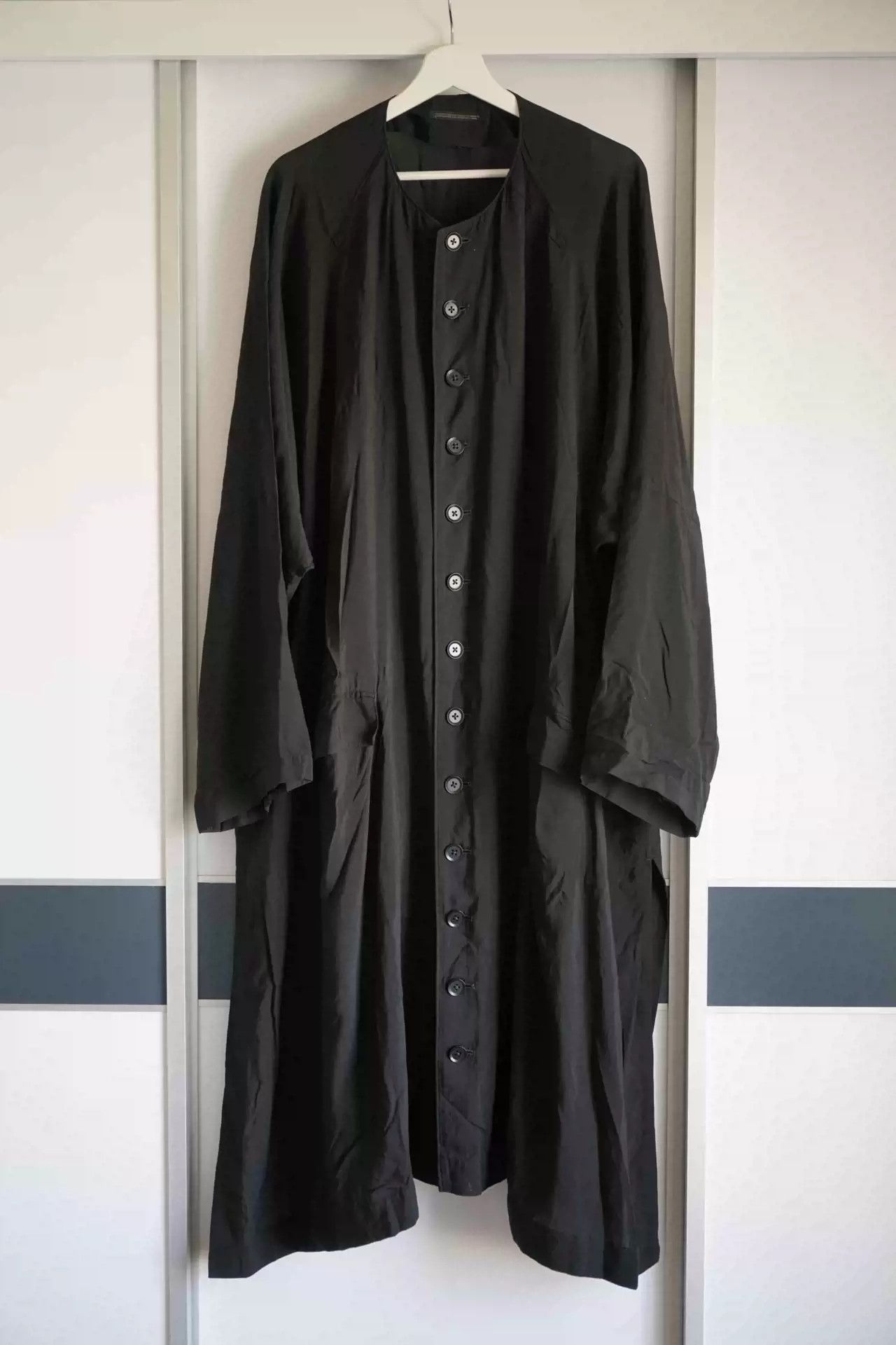 Yohji Yamamoto Yohji Yamamoto 15ss Nomad Multi-button Bat Coat Size US L / EU 52-54 / 3 - 2 Thumbnail