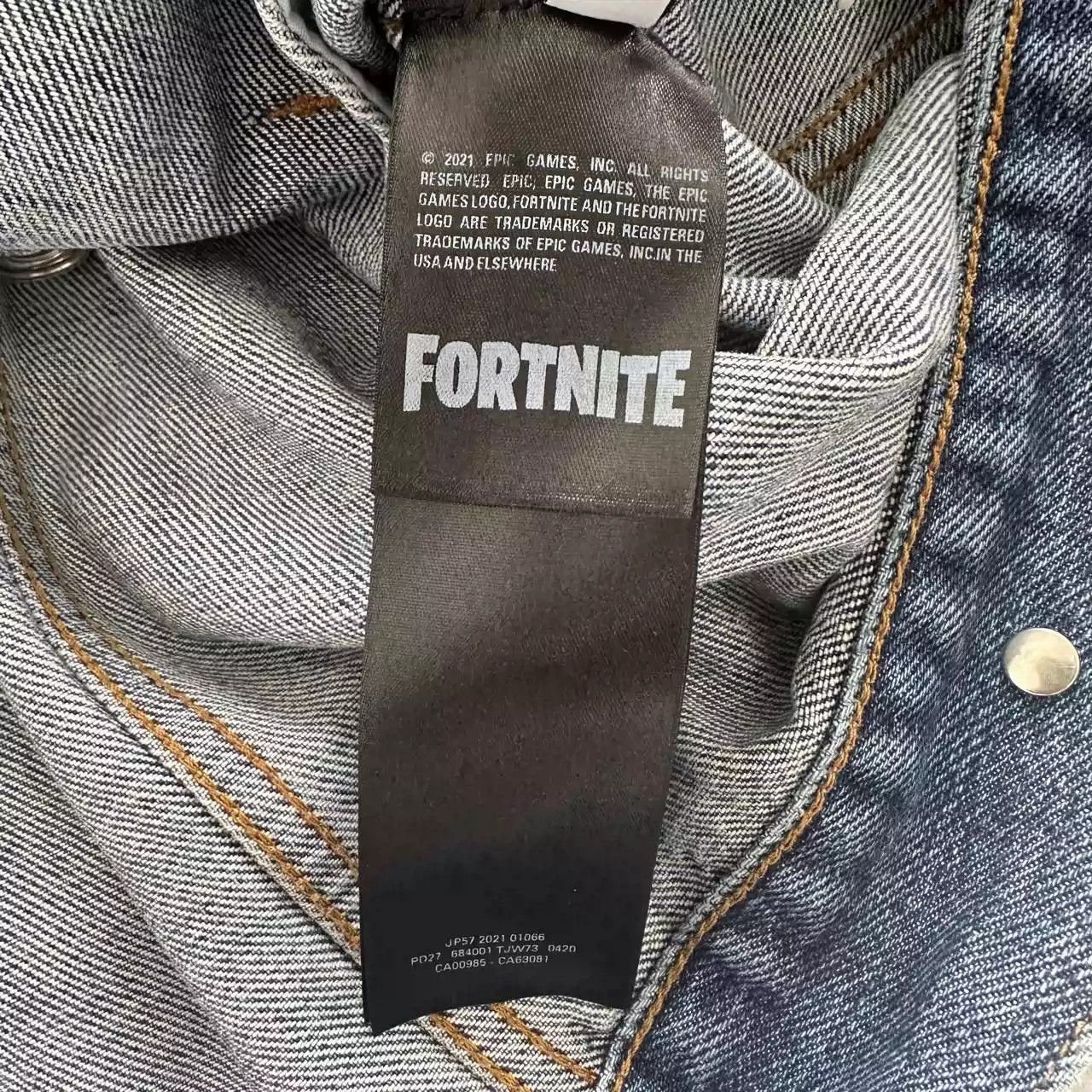 Balenciaga Balenciaga X Fortnite Printed Logo Denim Jacket Size US S / EU 44-46 / 1 - 7 Thumbnail