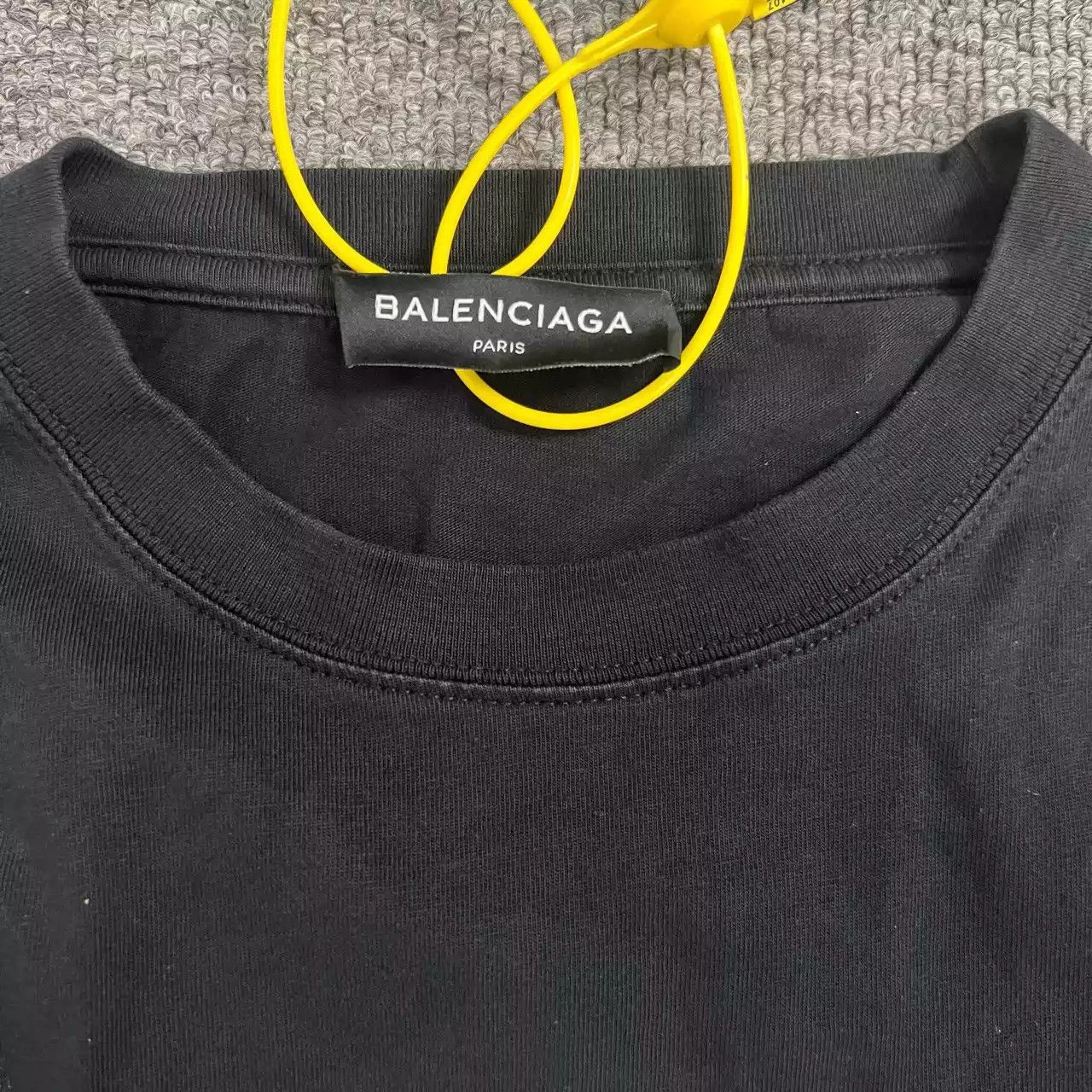 Balenciaga Balenciaga Letter Logo Short Sleeve T-shirt Size US M / EU 48-50 / 2 - 3 Thumbnail