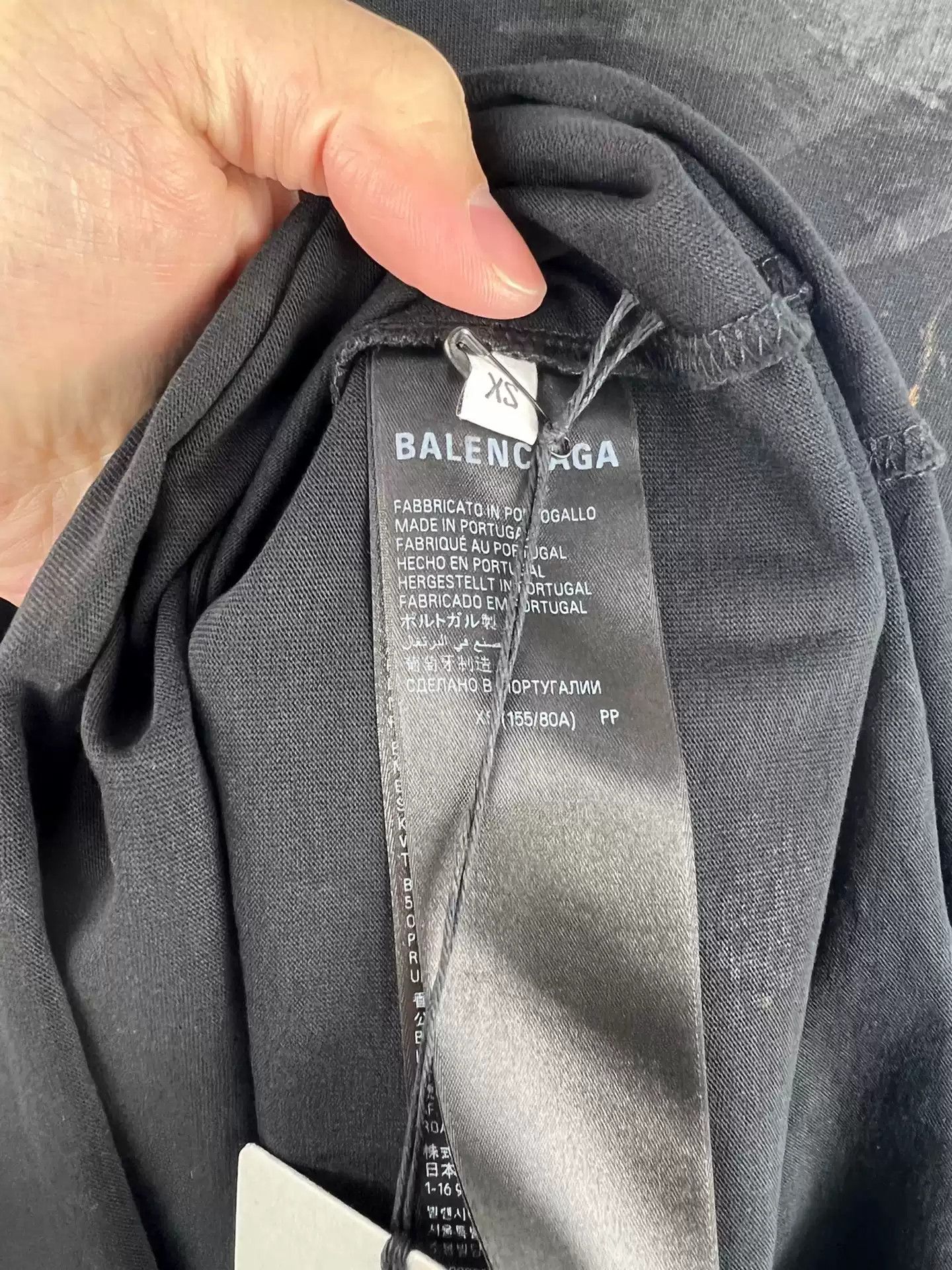 Balenciaga Balenciaga's Mud Wash Sanskrit Logo Short Sleeve Size US XS / EU 42 / 0 - 5 Thumbnail