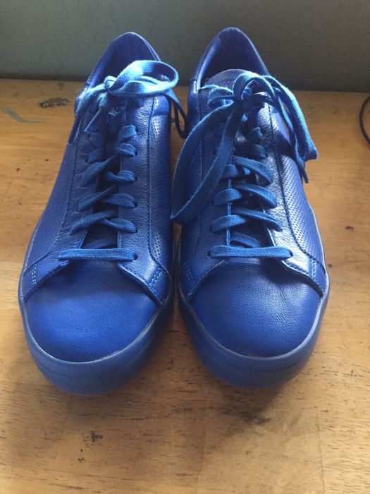 adidas court vantage adicolor
