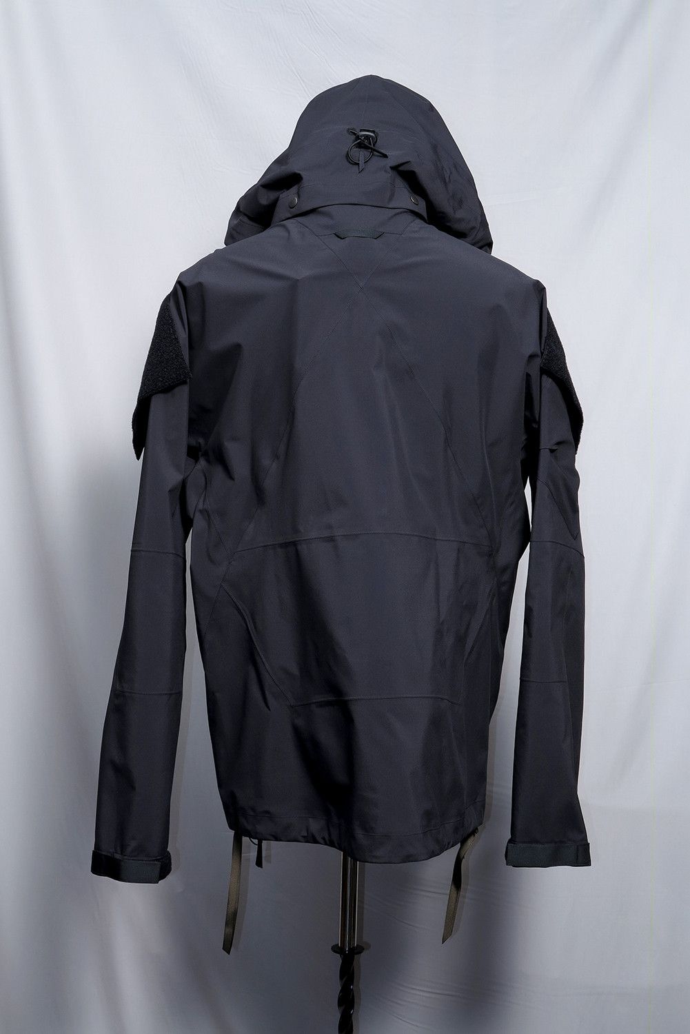 ACRONYM - J96-GT Jacket | HBX - Globally Curated Fashion and