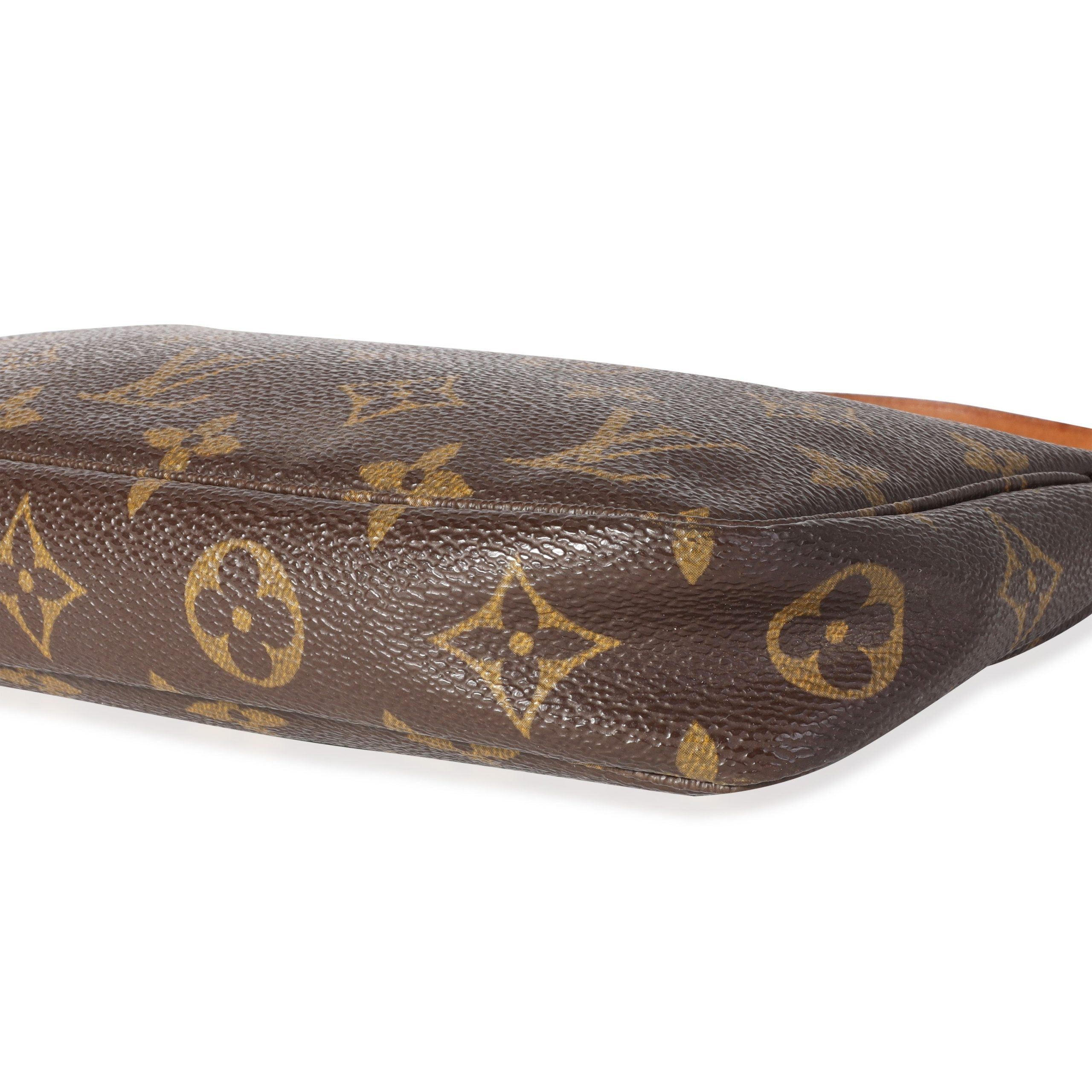 Louis Vuitton Monogram Canvas Pochette Accessoires