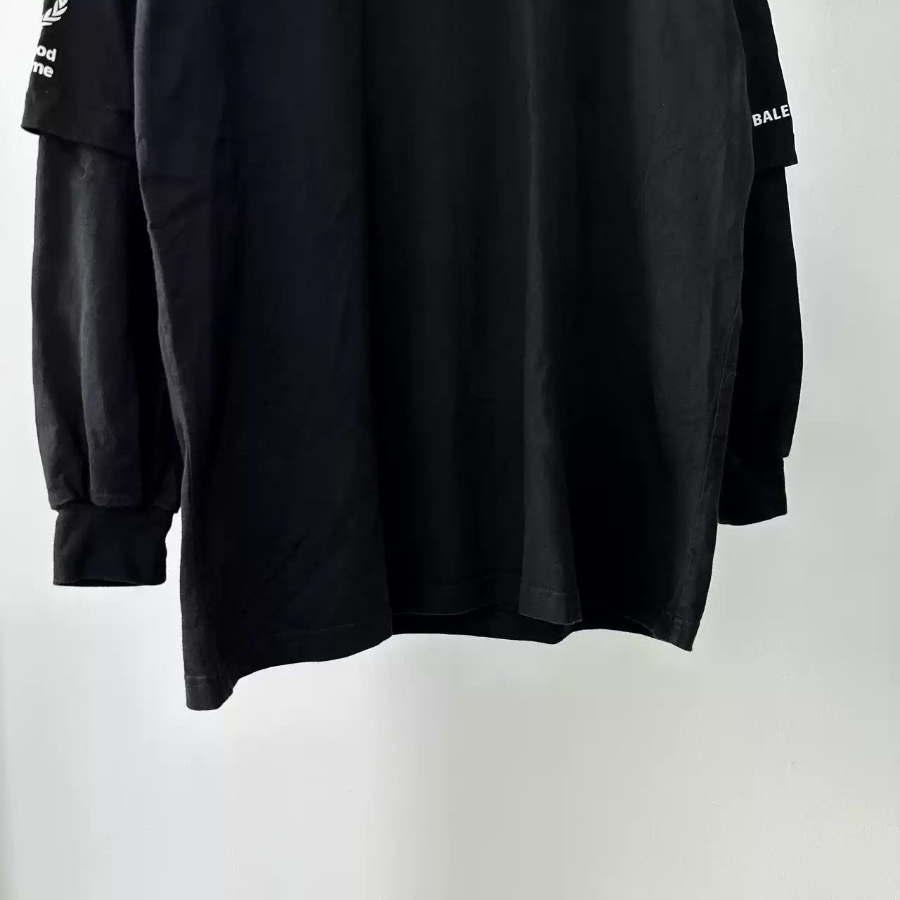 Balenciaga Balenciaga FW22 Second Generation WFP Co-branded Two Long-sleeved T-shirts Size US M / EU 48-50 / 2 - 4 Thumbnail