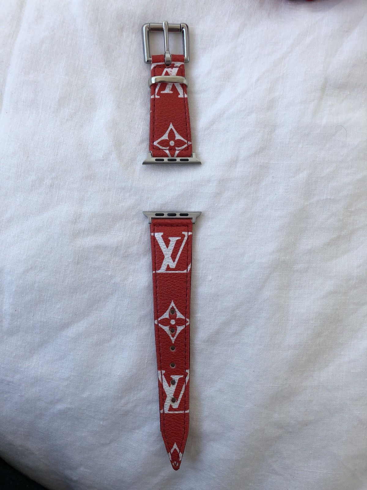 Louis Vuitton x Supreme Dice Key Chain Red in Silver with Silver - US