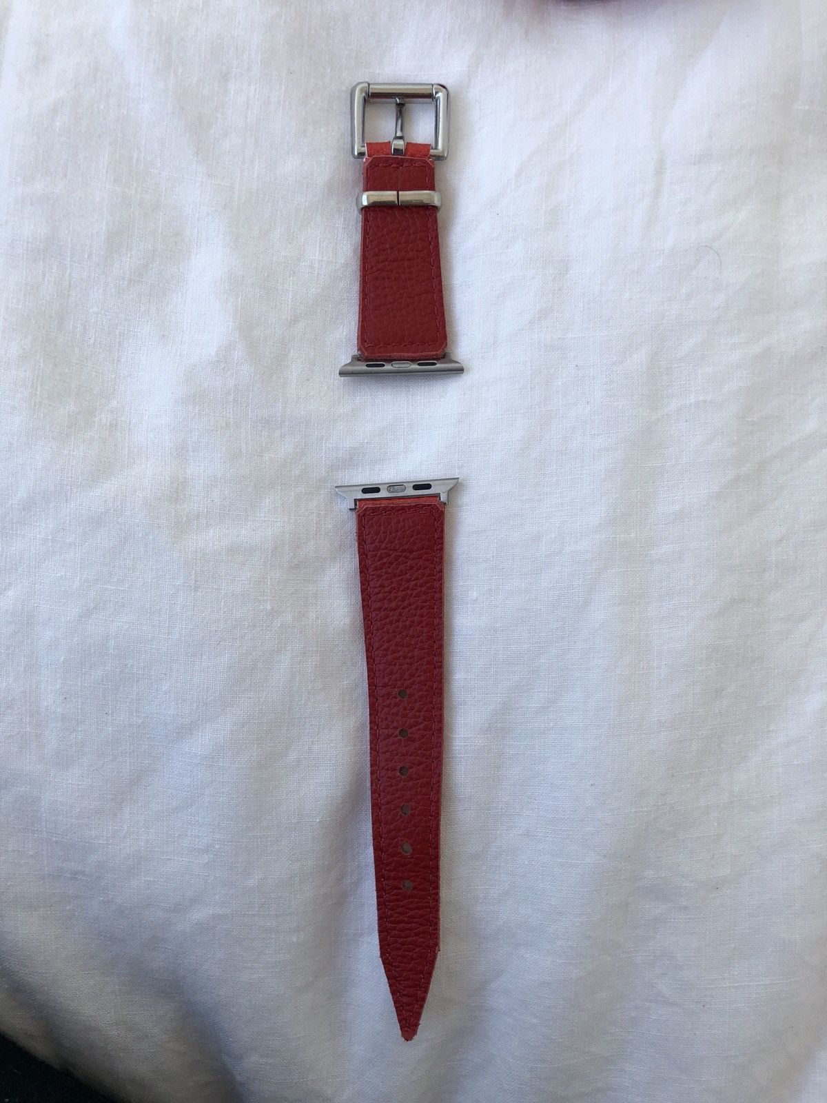 Supreme lv outlet apple watch band