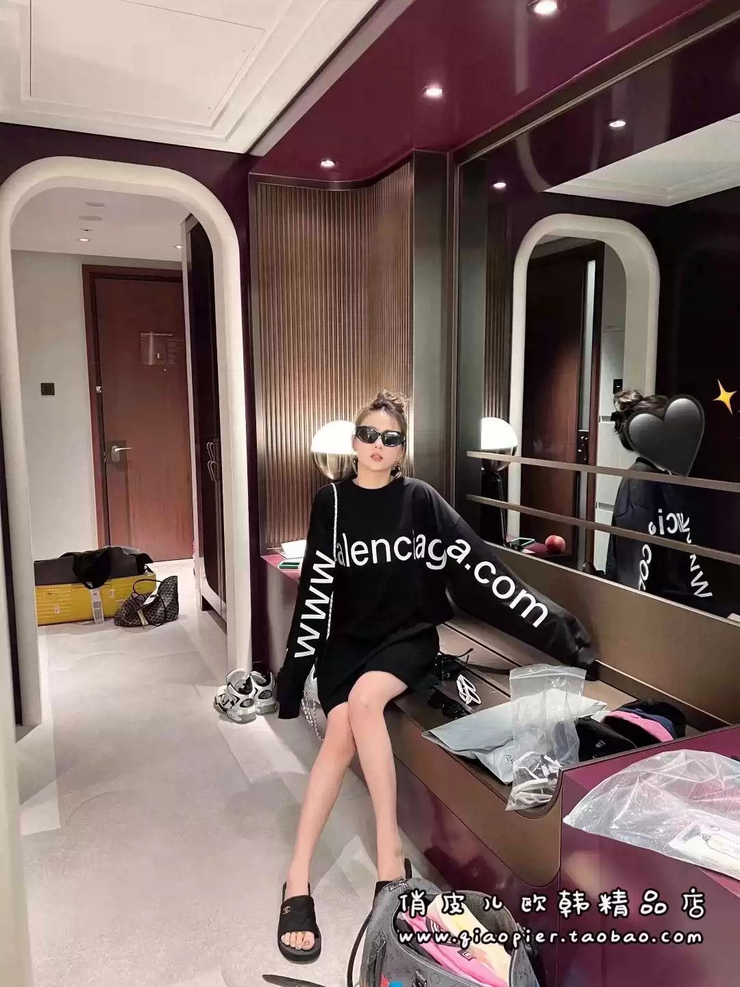 Balenciaga Balenciaga Letter Long Sleeve Crew Neck Loose Black Water Wash Damage Size US S / EU 44-46 / 1 - 8 Thumbnail