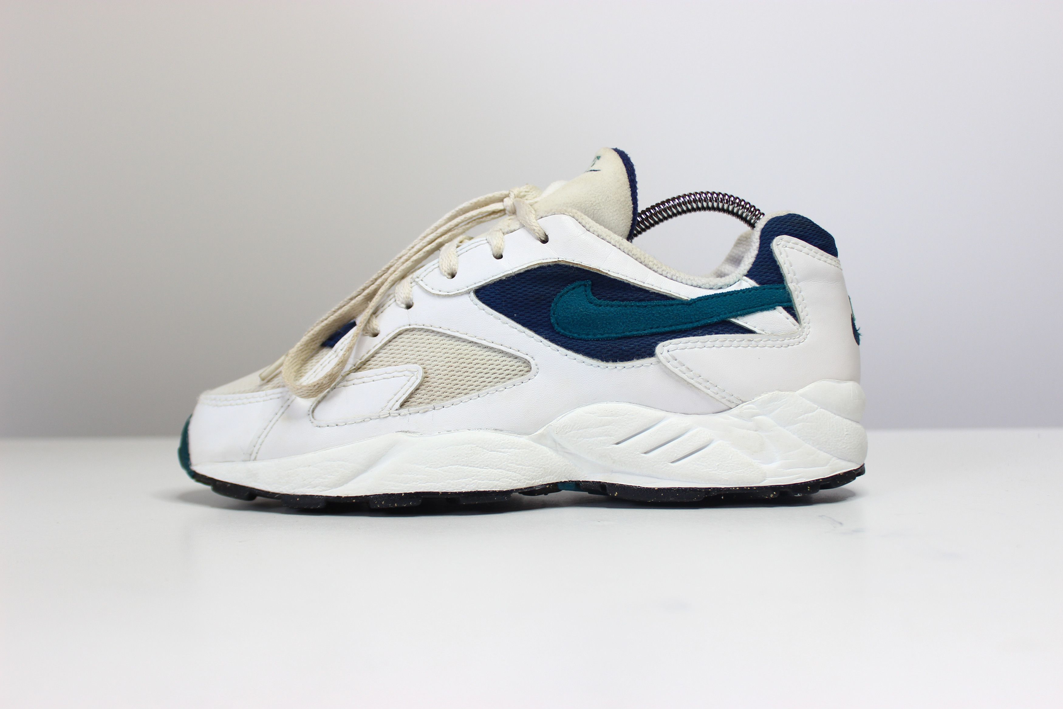 Vintage Nike Ceres Sneakers Mens sz 9.5 1995 White Navy Teal Rare Tennis Shoes Vintage Nike Ceres Pantheon 1995 White Blue | Mercari main image 2