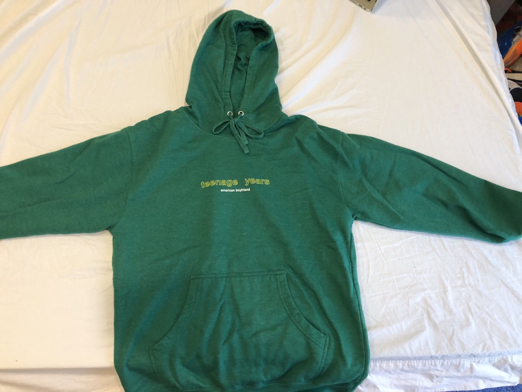 American boyfriend outlet hoodie kevin abstract