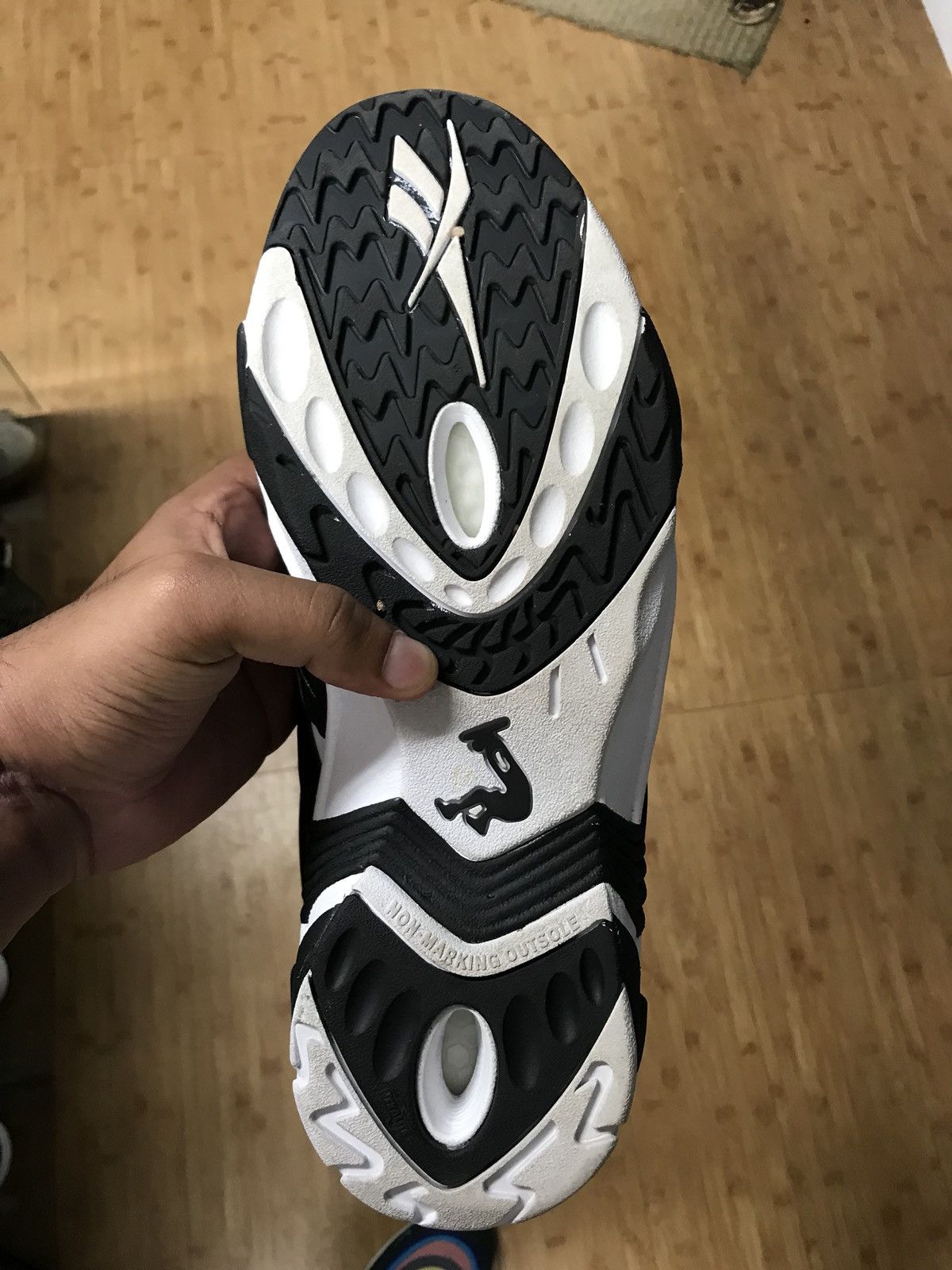Shaq kamikaze shoes sales