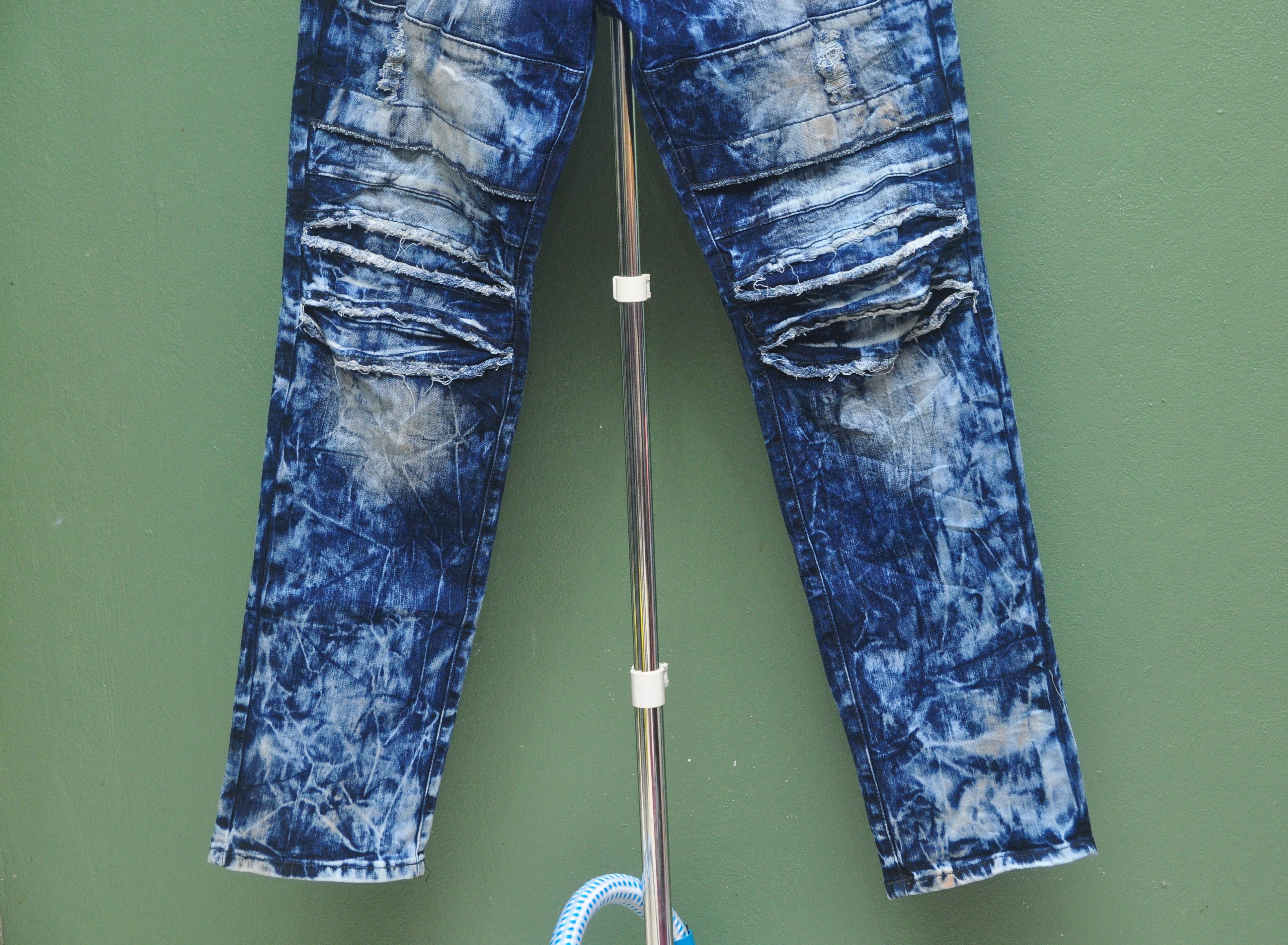 Japanese Brand Distressed Denim Jeans Size US 39 - 3 Thumbnail