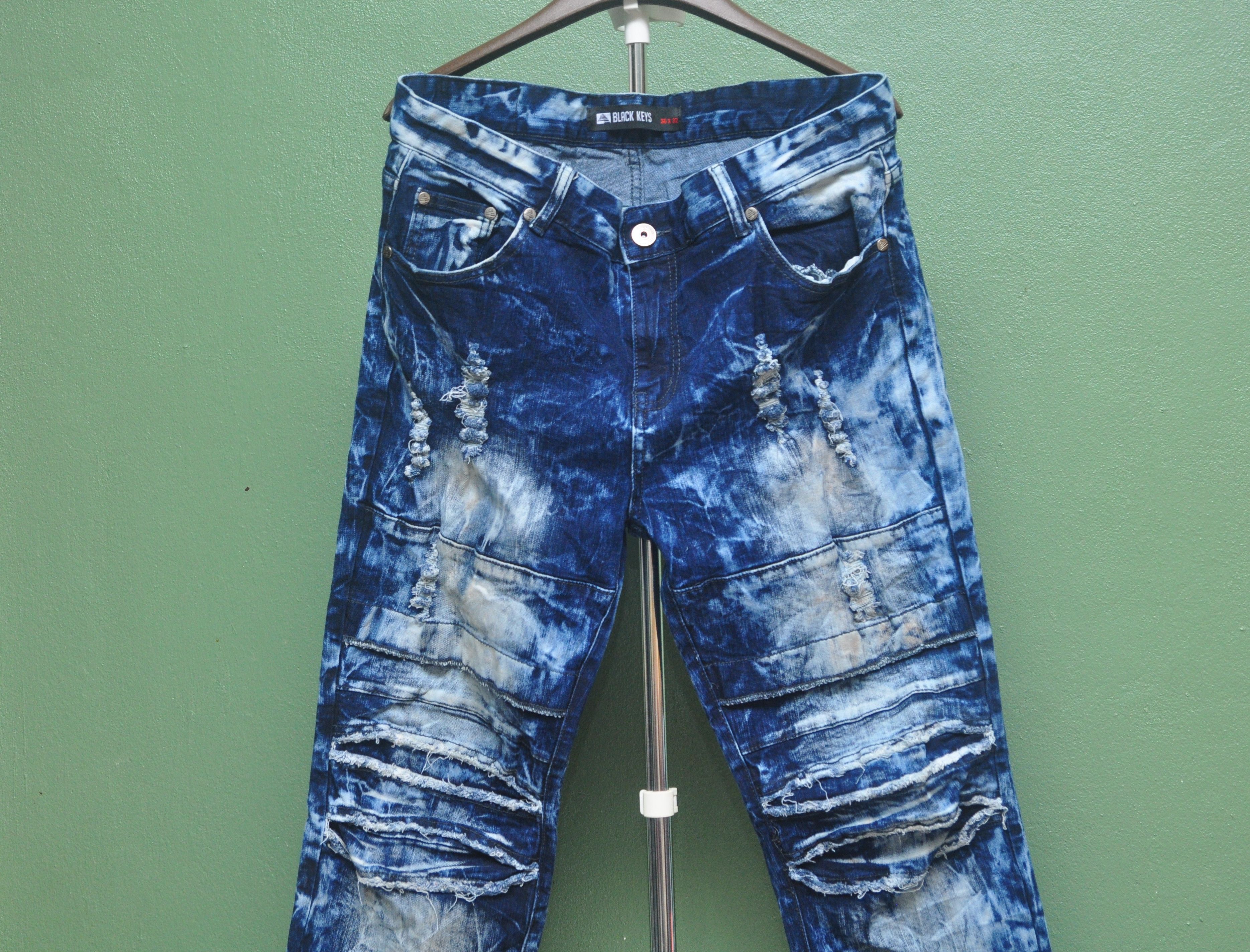 Japanese Brand Distressed Denim Jeans Size US 39 - 2 Thumbnail