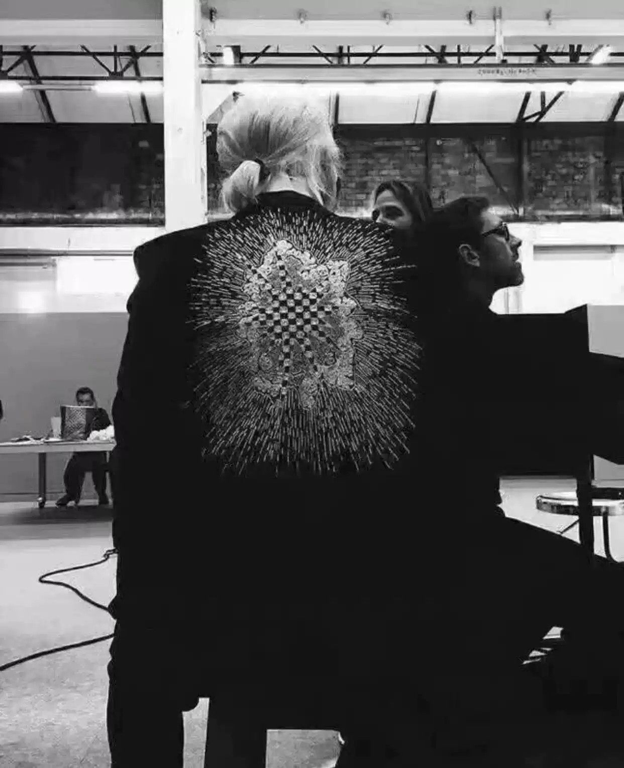 Saint Laurent Paris Saint Laurent slp16ss big bang suit Size US S / EU 44-46 / 1 - 5 Thumbnail