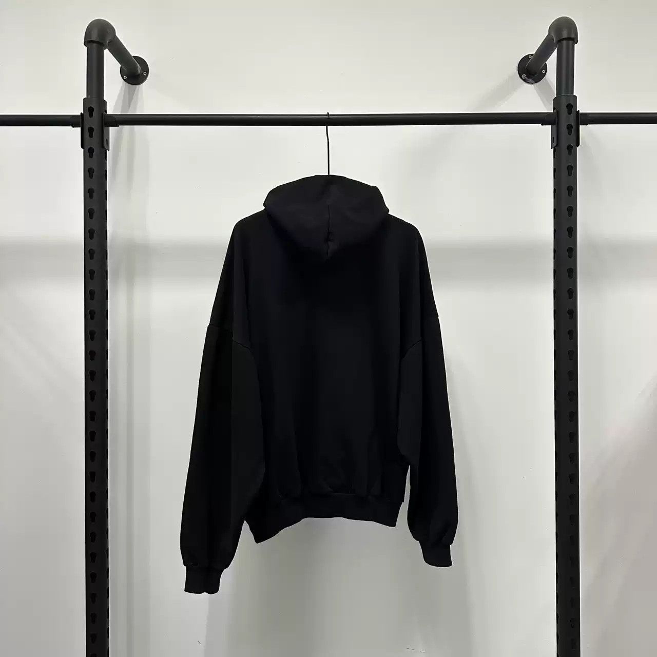 Balenciaga Balenciaga FW23 BACK FLIP ROUND Embroidered Logo Hoodie Size US M / EU 48-50 / 2 - 2 Thumbnail