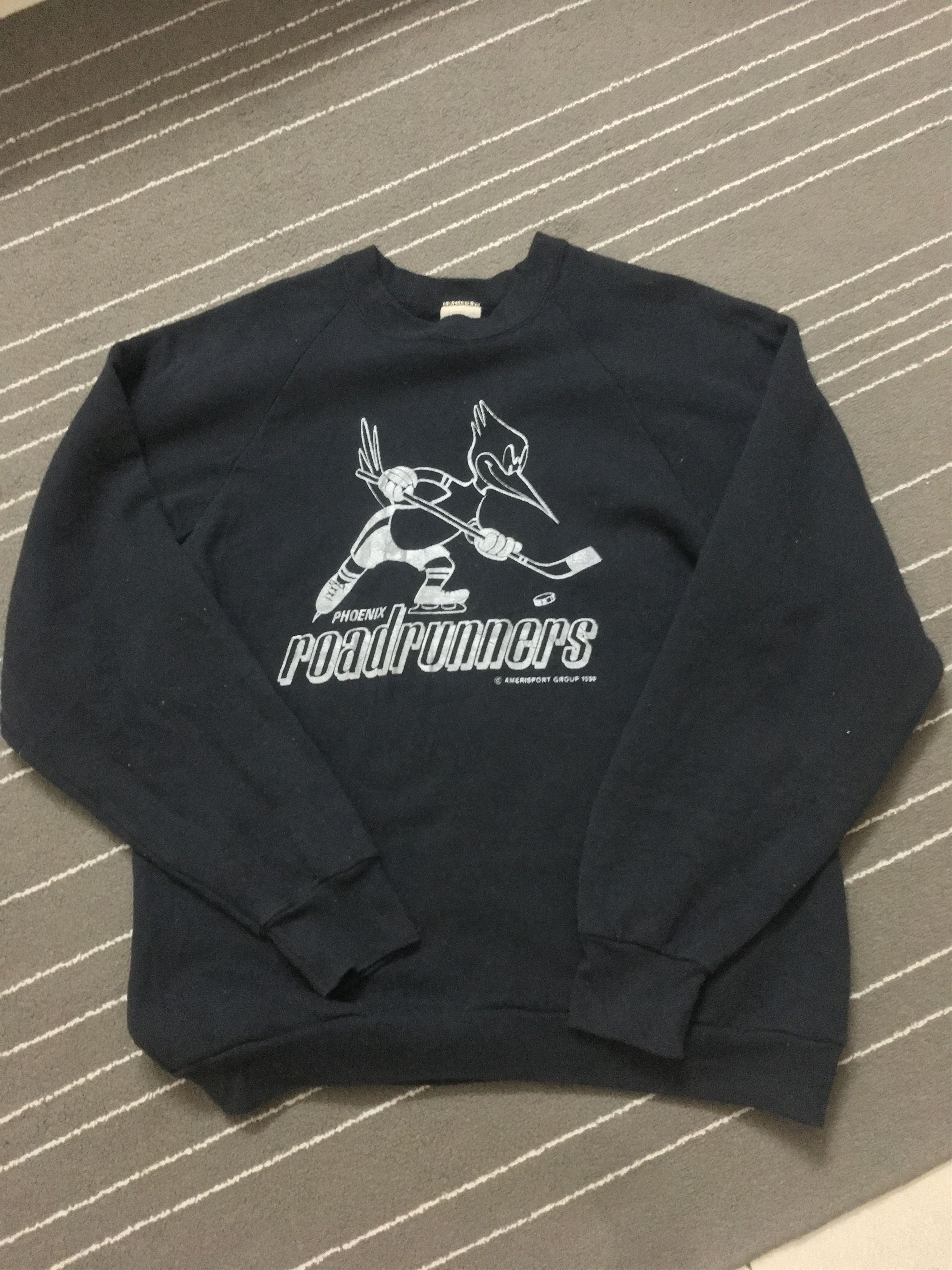 Cartoon Network × Fruit Of The Loom × Vintage Vintage 90s Road Runner Sweatshirts Armpit 21"X 27" Size US M / EU 48-50 / 2 - 3 Thumbnail