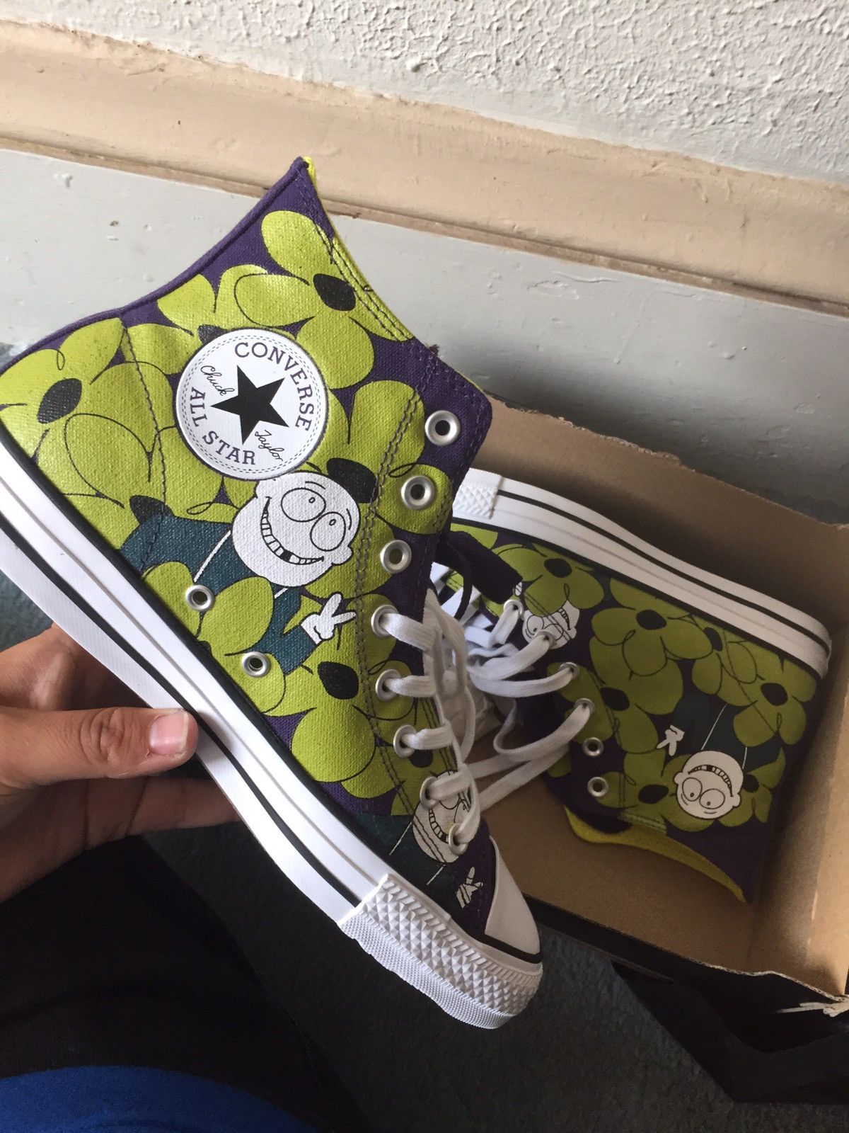 Converse x dinosaur jr best sale