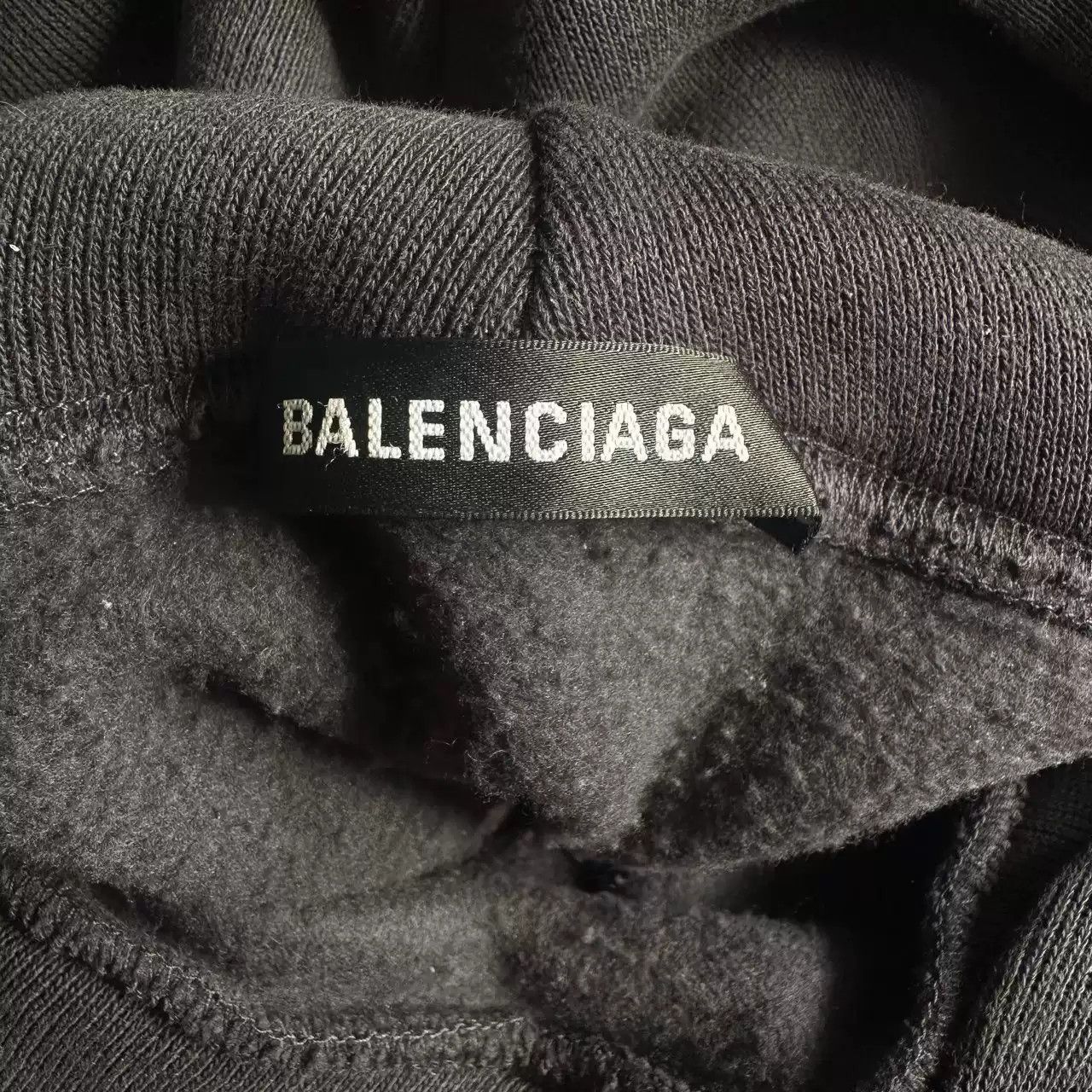 Balenciaga Balenciaga FW18 Speedhunters Figure-print Hoodie Size US L / EU 52-54 / 3 - 5 Thumbnail