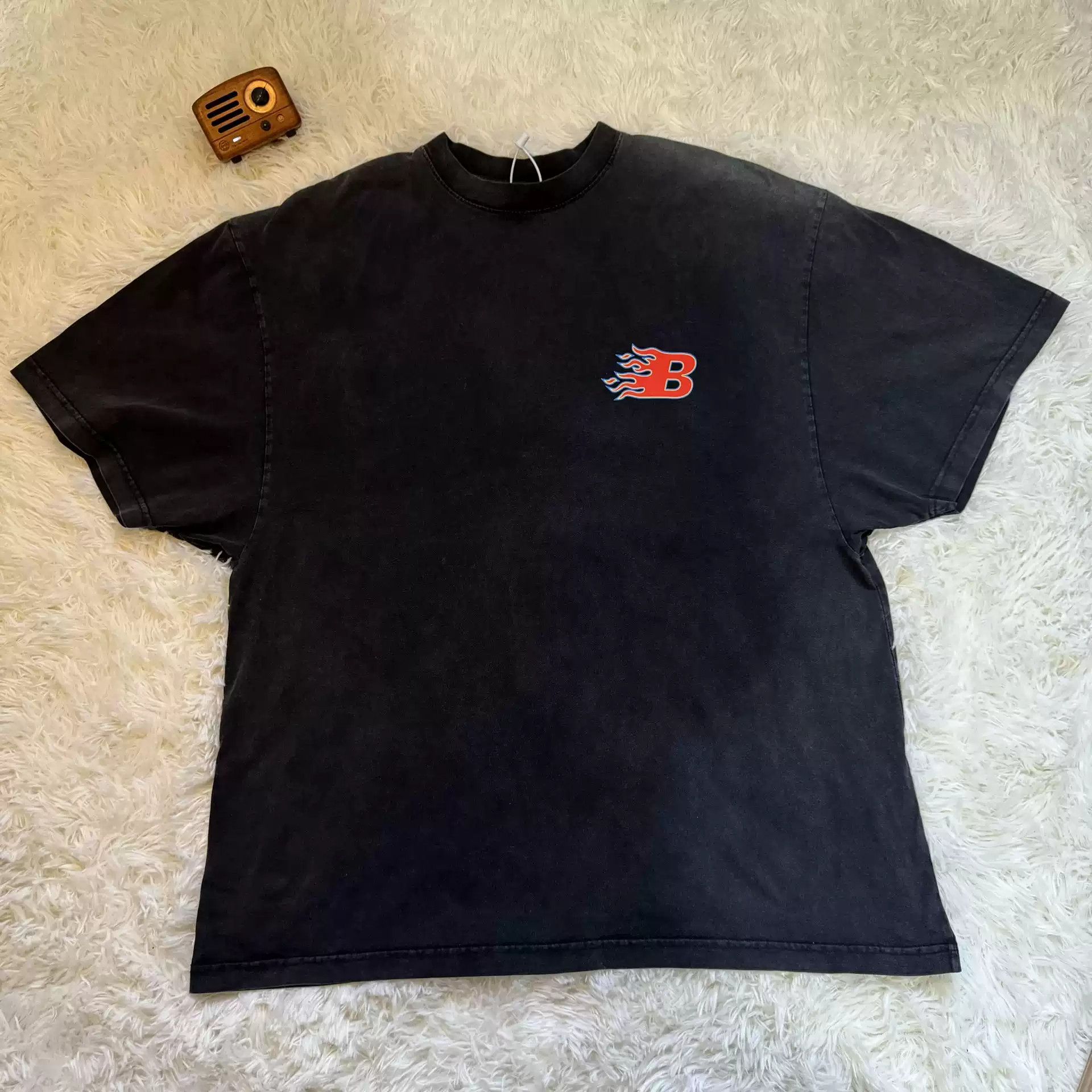 Balenciaga Balenciaga SS21 Flame Short Sleeve Size US S / EU 44-46 / 1 - 2 Thumbnail