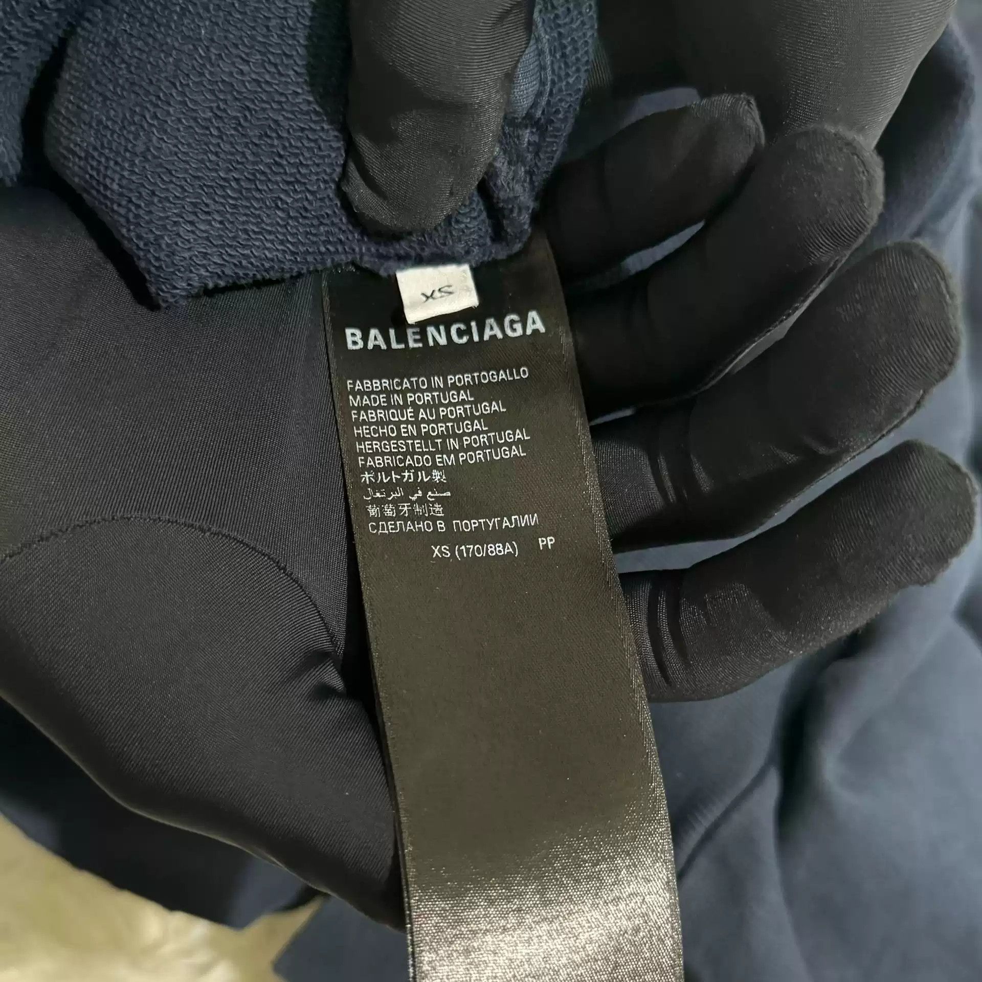 Balenciaga BALENCIAGA Tape Hoodie Size US XXS / EU 40 - 8 Thumbnail