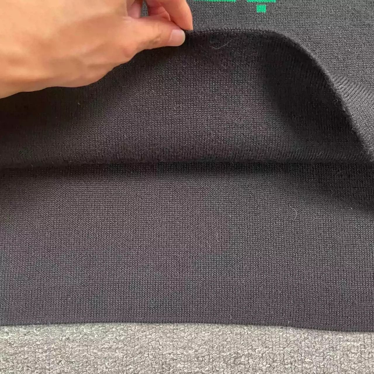 Balenciaga Balenciaga Black Seven Languages Hoodie Size US L / EU 52-54 / 3 - 3 Thumbnail