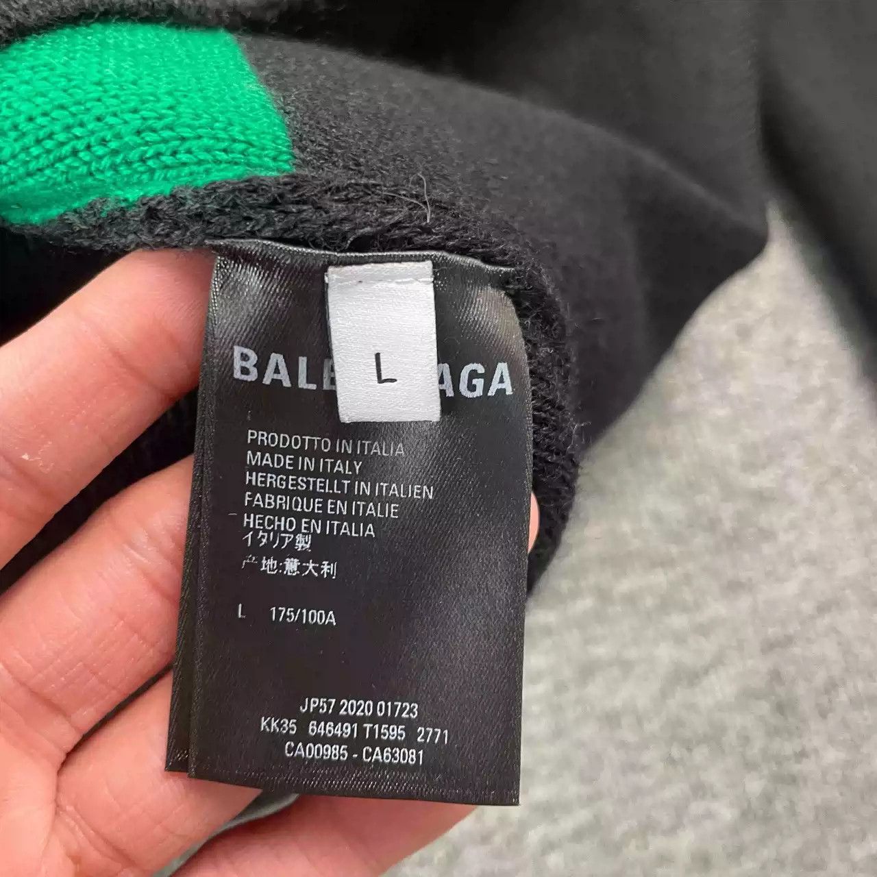 Balenciaga Balenciaga Black Seven Languages Hoodie Size US L / EU 52-54 / 3 - 6 Thumbnail