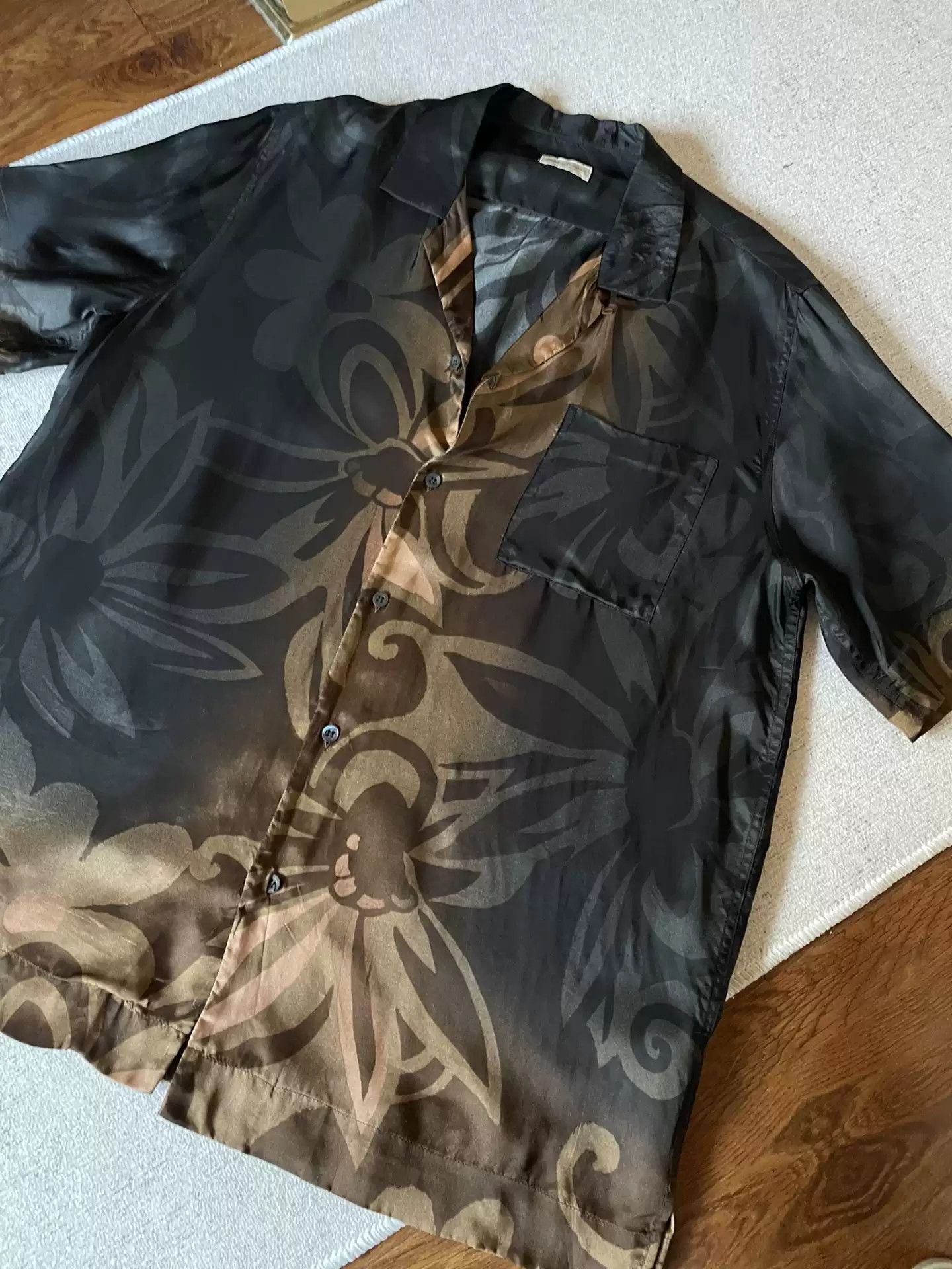 Dries Van Noten Dries Van Noten Black Brown Printed Satin Silk Short Sleeve Shirt Size US L / EU 52-54 / 3 - 4 Thumbnail