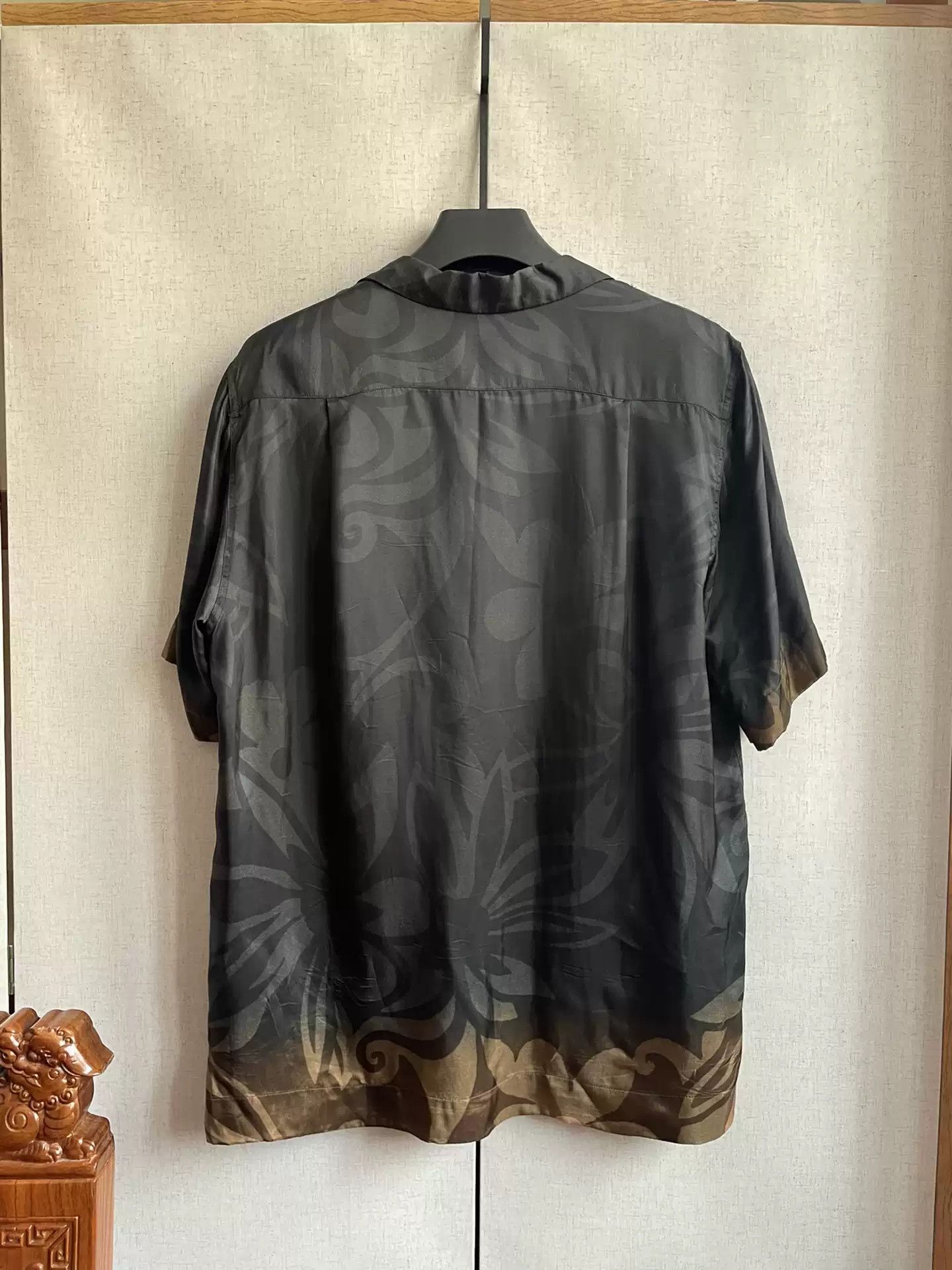 Dries Van Noten Dries Van Noten Black Brown Printed Satin Silk Short Sleeve Shirt Size US L / EU 52-54 / 3 - 3 Thumbnail