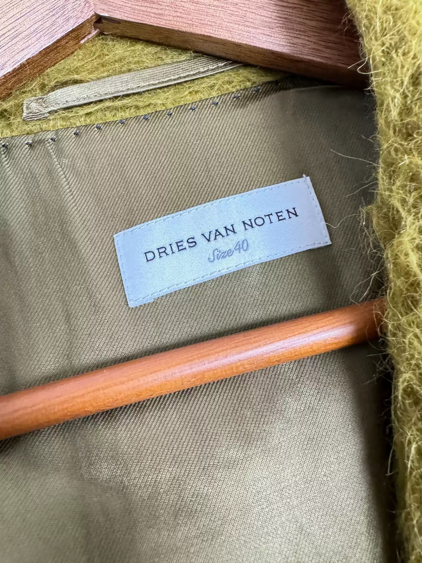 Dries Van Noten Dries van noten show coat green mohair Size US M / EU 48-50 / 2 - 4 Thumbnail
