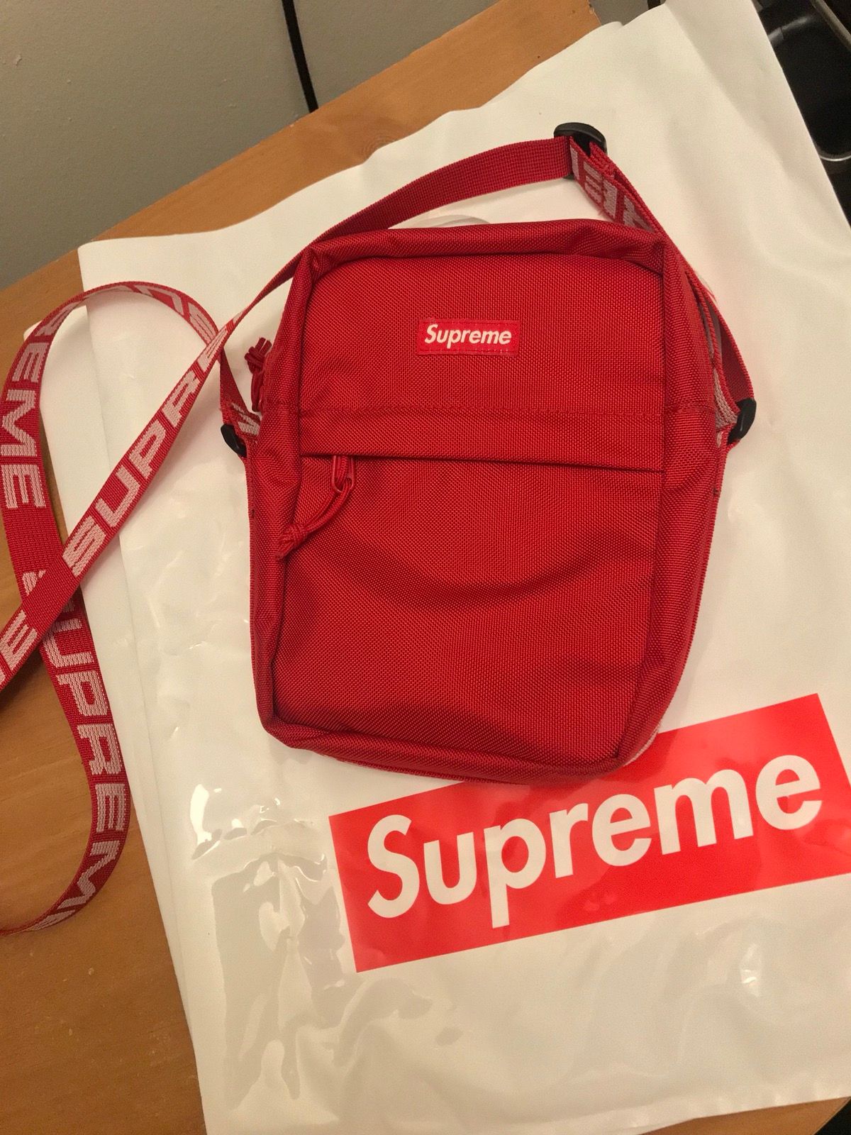Supreme SS18 RED SUPREME SHOULDER BAG