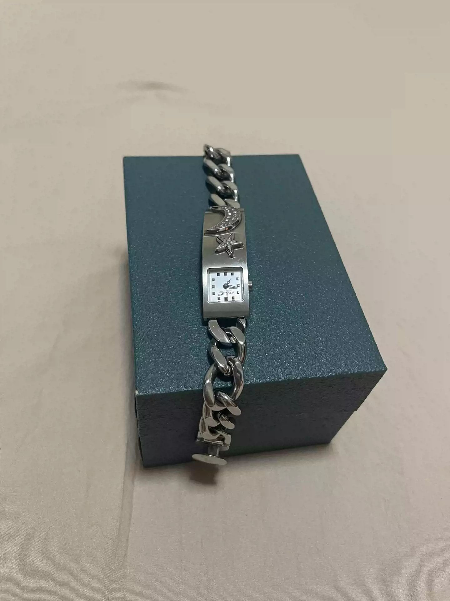 Jean Paul Gaultier Let Paul Gaultier Rare Out Of Print Star Moon Shrewder Hand Chain Watch Vantage Middle Ages Jpg Watch Cup Table Size ONE SIZE - 4 Thumbnail