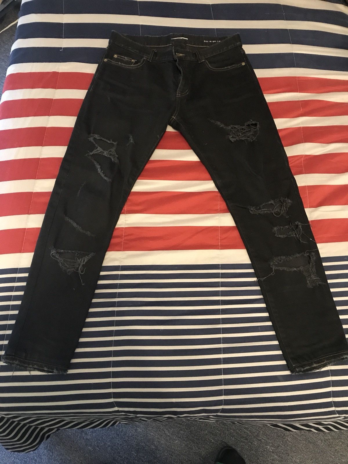 Black Distressed Jeans