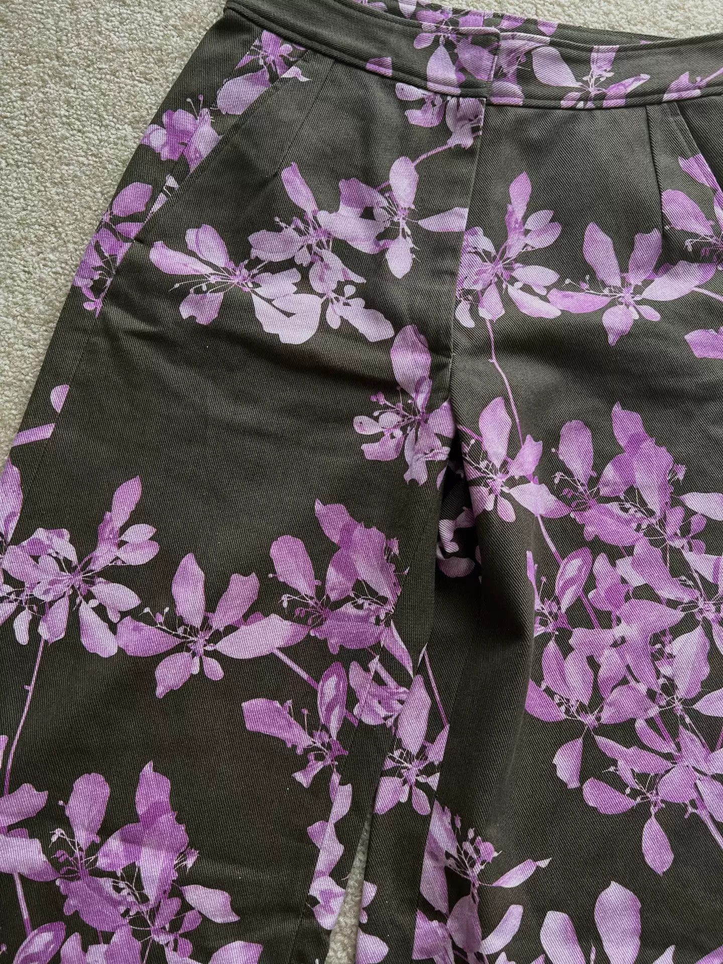 Dries Van Noten Dries Van Noten floral printed trousers Size US 34 / EU 50 - 2 Thumbnail
