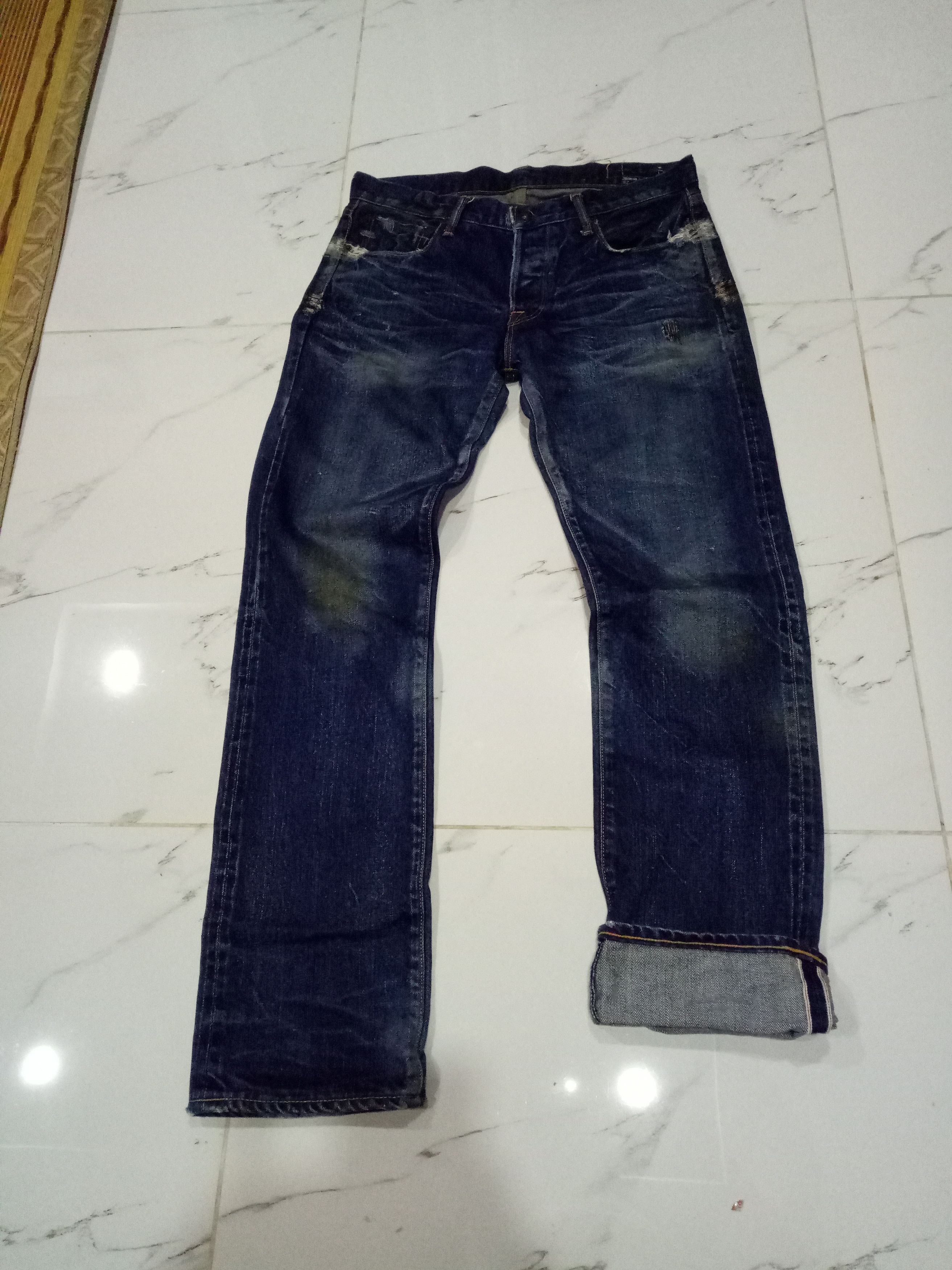 Kuro Sewing Okinawa denim yoshikawa Orimono Co. Ltd made in Japan.. Selvedges ..Distressed design