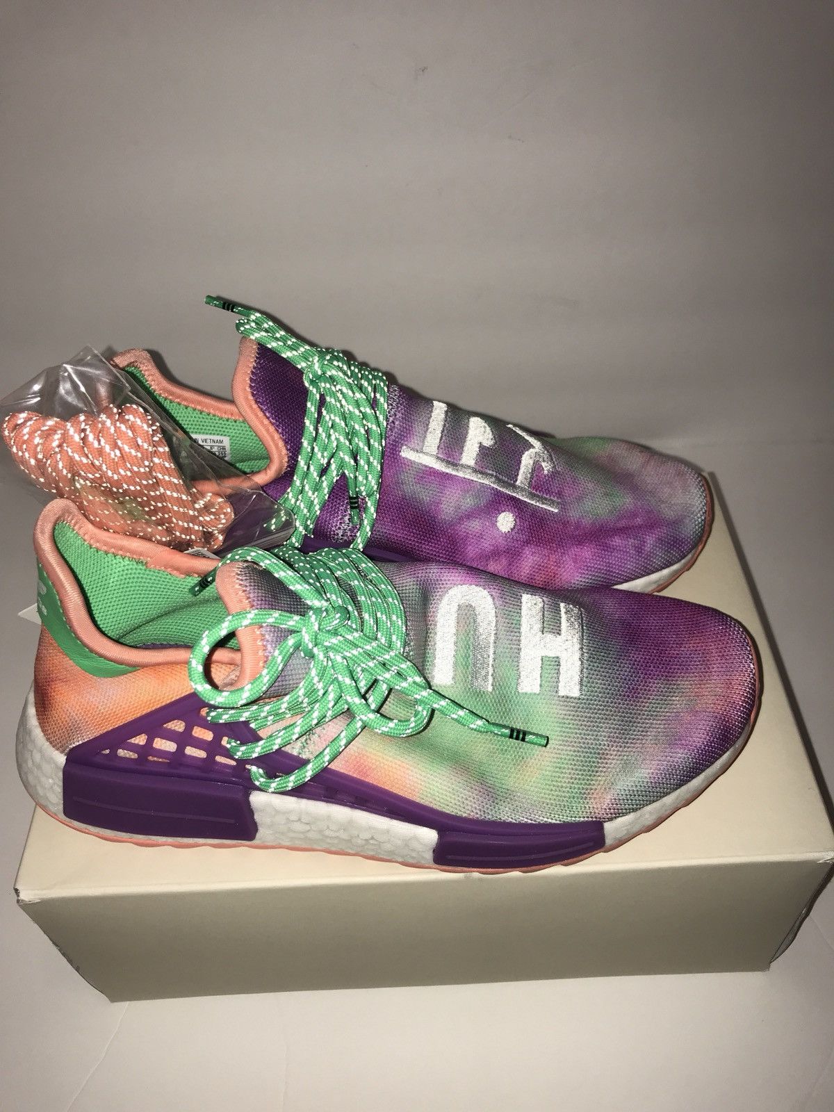 Sneakers Human Race Holi Festival Adidas DYED My Sneakers 