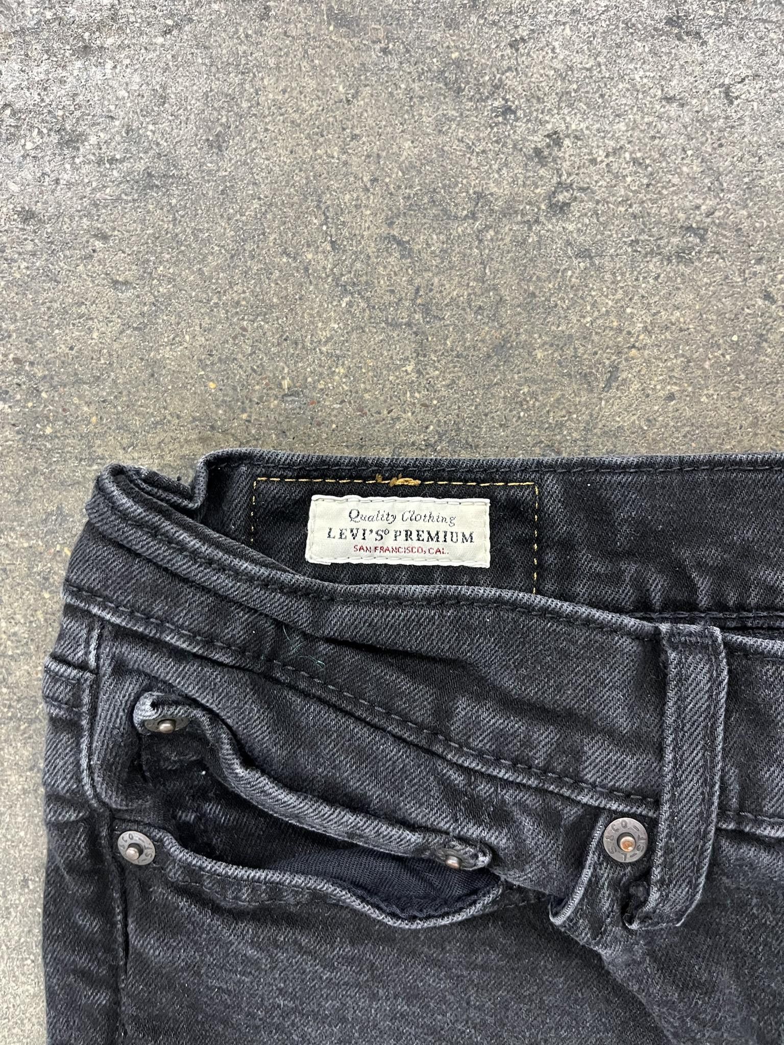 Levi's Vintage Clothing × Vintage Levis LVC 514 Slim Fit Jeans Size US 33 - 2 Thumbnail