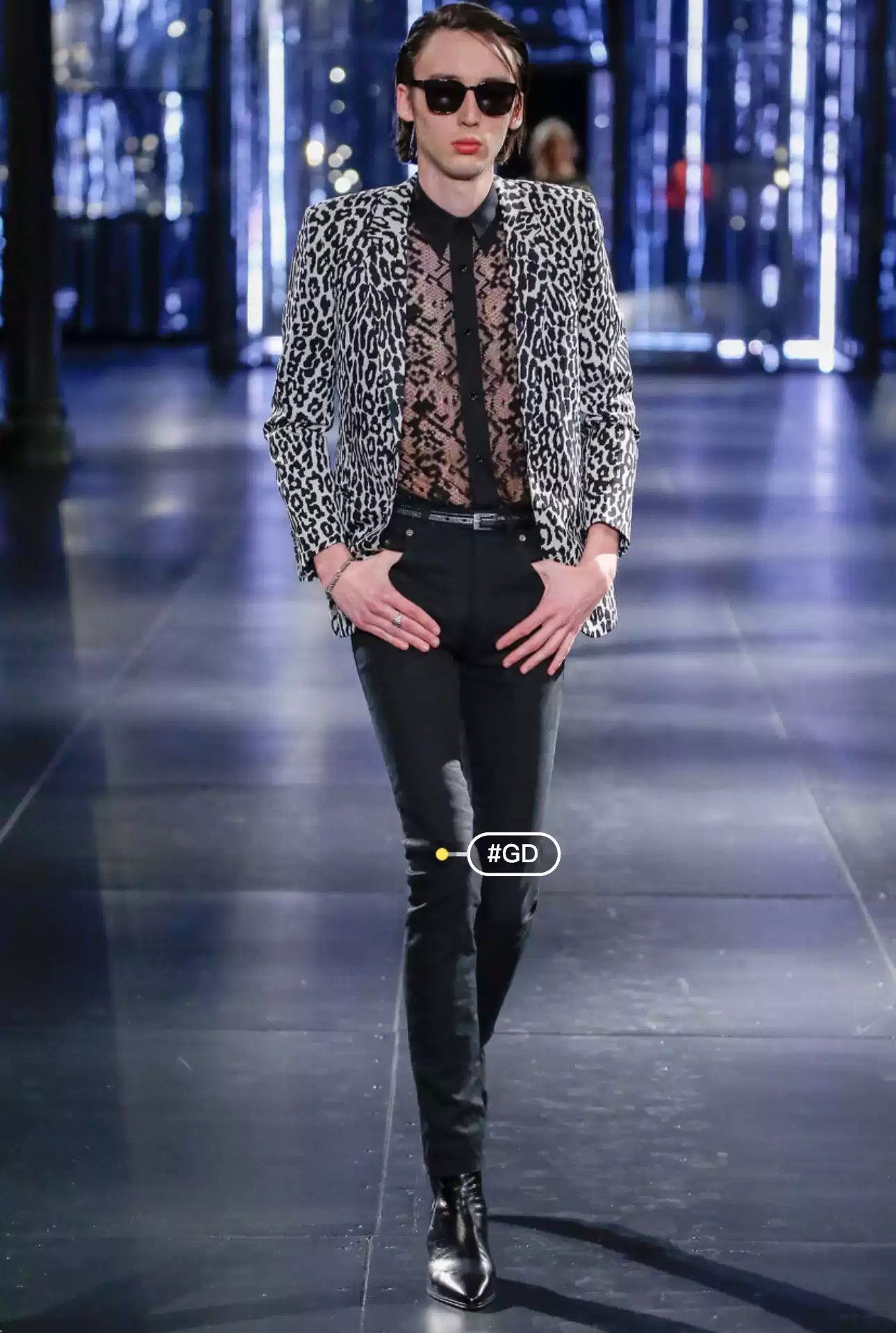 Saint Laurent Paris Saint Laurent FW15 black and white leopard suit Size US M / EU 48-50 / 2 - 8 Thumbnail