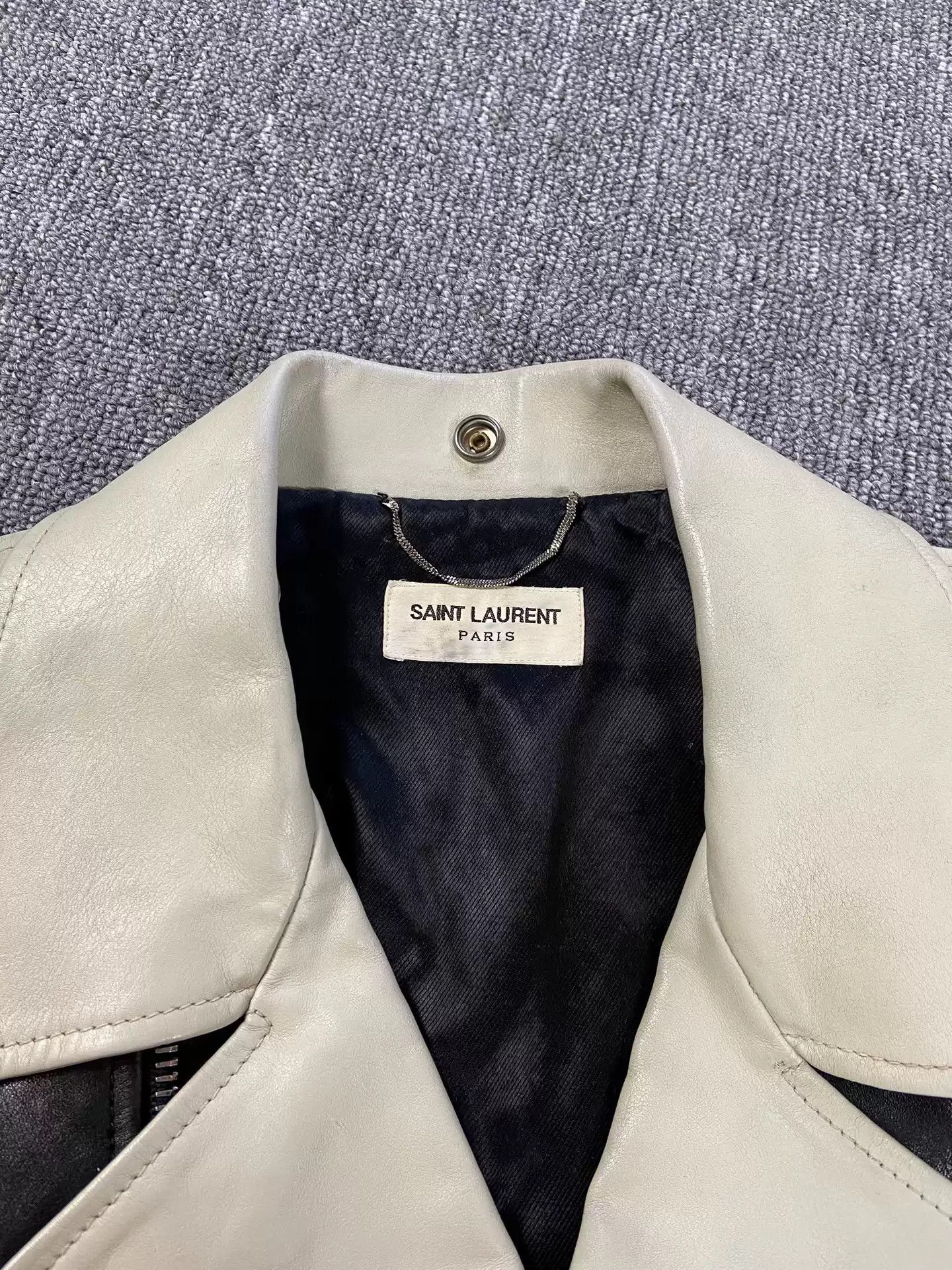 Saint Laurent Paris Saint Laurent slp14fw black and white motorcycle leather Size US L / EU 52-54 / 3 - 3 Thumbnail