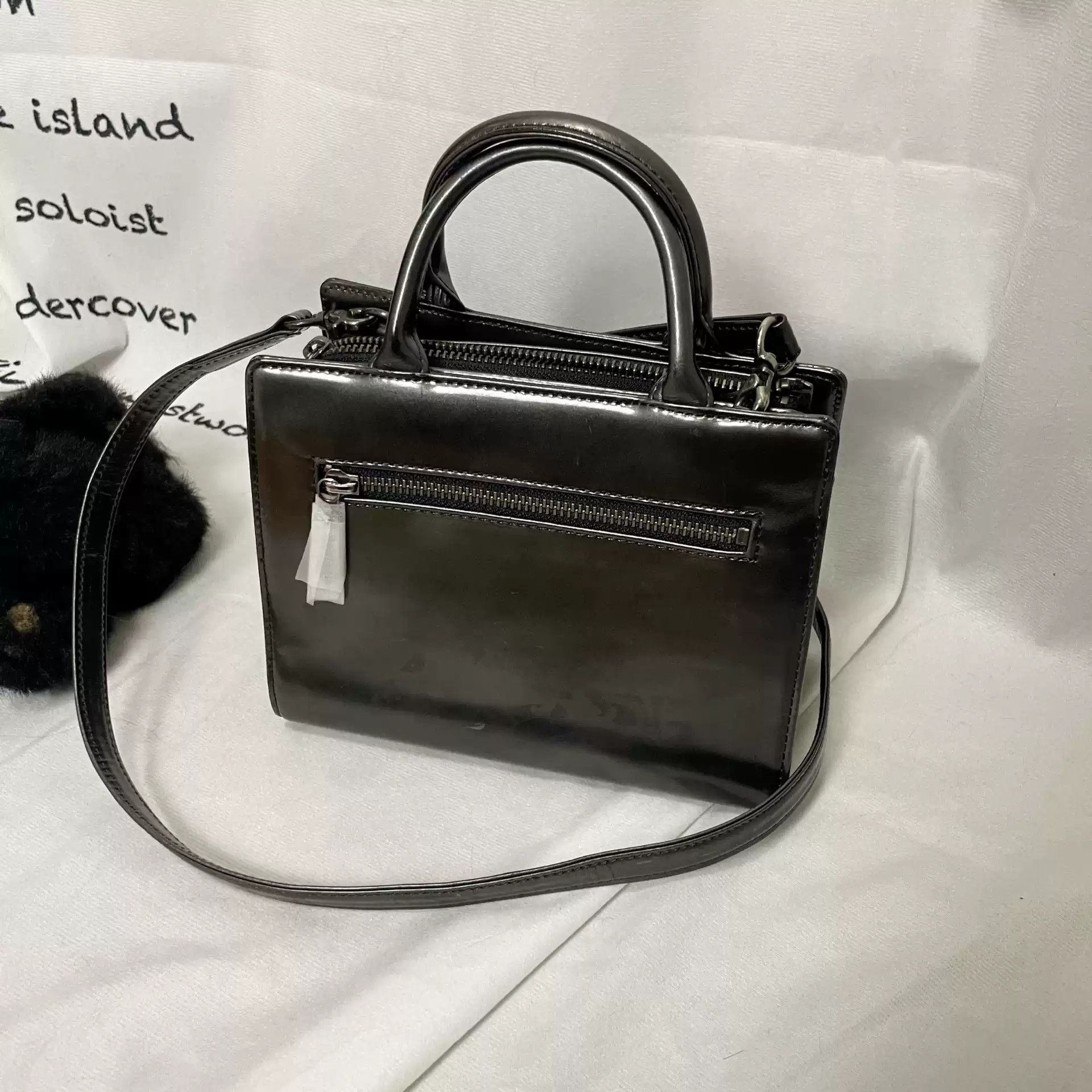 Jean Paul Gaultier John Paul Goultier Gold Gun Print Silver Square Bag Size ONE SIZE - 7 Thumbnail