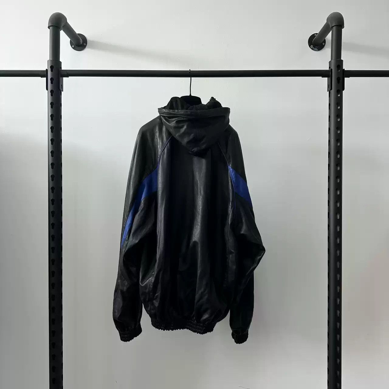 Balenciaga Balenciaga SS23 3B SPORTS ICON Embroidered Logo Block Color Hooded Leather jacket Size US M / EU 48-50 / 2 - 2 Thumbnail