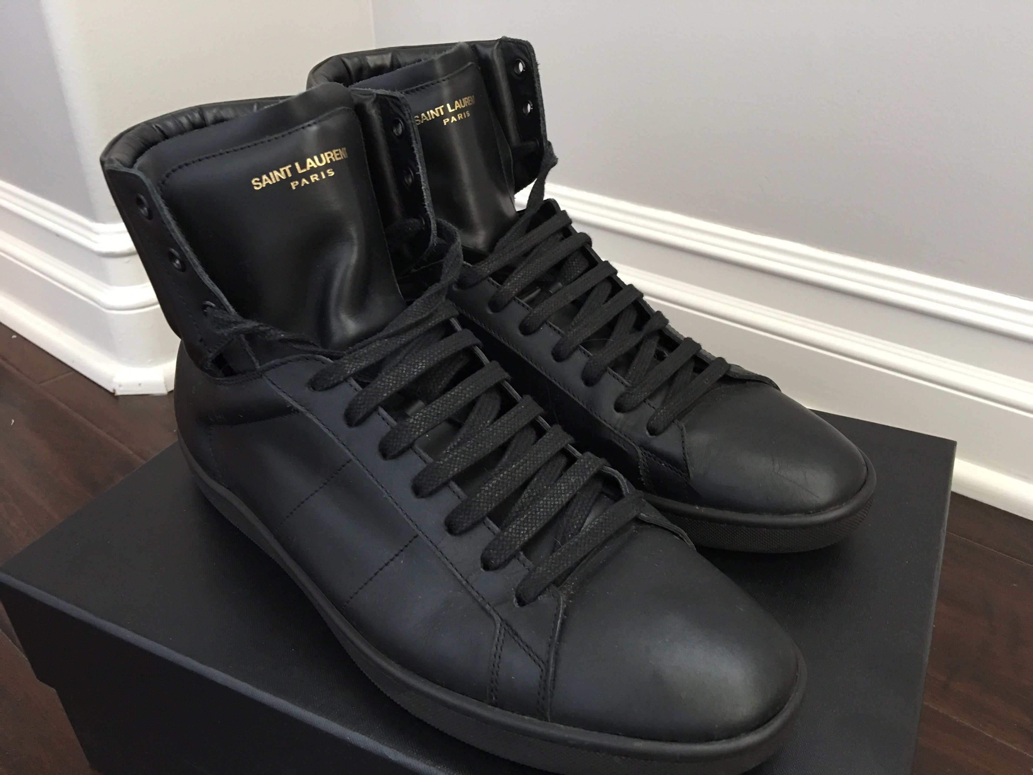 saint laurent nike