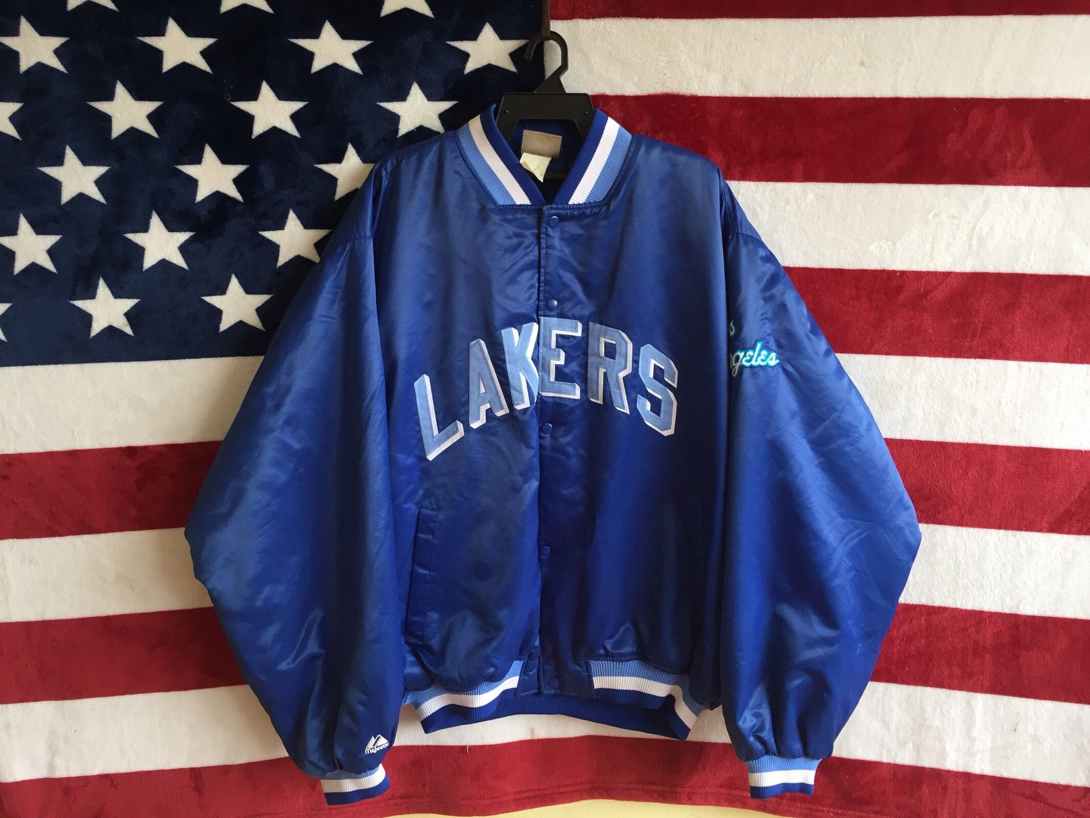 Vintage •Vintage 90s Nba Lakers Varsity Jacket Blue Colour Nba Lakers Majestic Varsity Jacket Hardwood Classic Nba Lakers Jacket XXL Lakers Jacket Size US XXL / EU 58 / 5 - 1 Preview