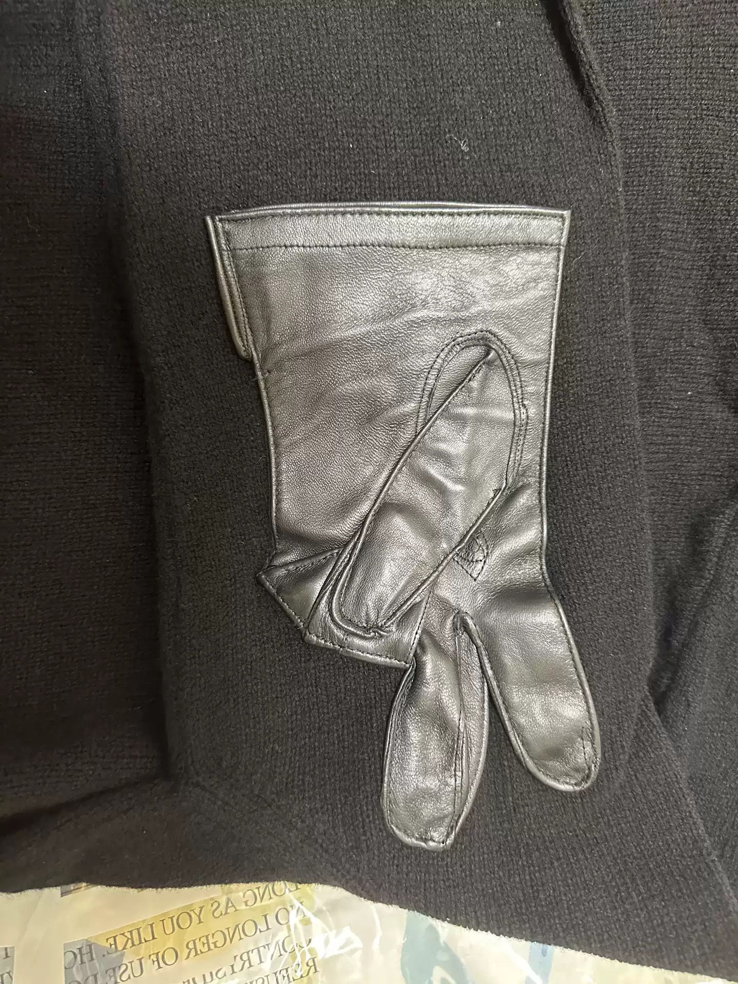 Raf Simons Raf simons gloves scissors hand leather turtle neck Size US S / EU 44-46 / 1 - 6 Thumbnail