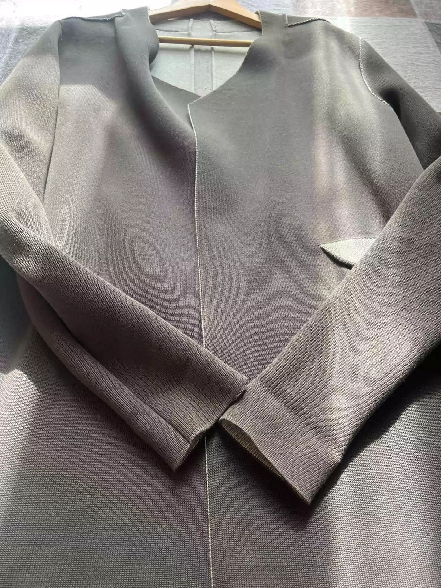 Rick Owens Rick Owens idle cashmere with green and gray knitted cardigan inside. Size US M / EU 48-50 / 2 - 3 Thumbnail