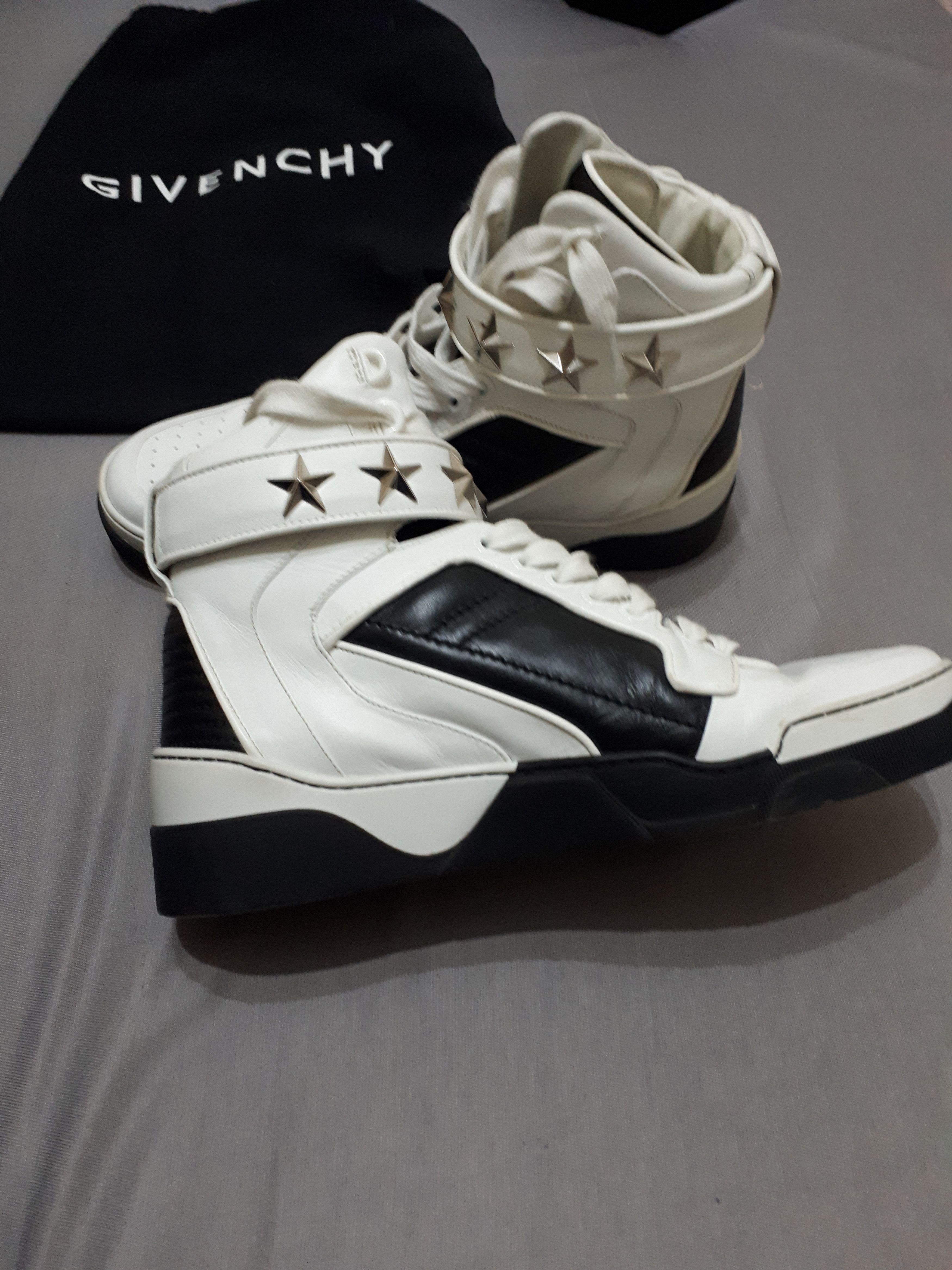 Givenchy Givenchy Tyson Star High-Top Sneaker | Grailed