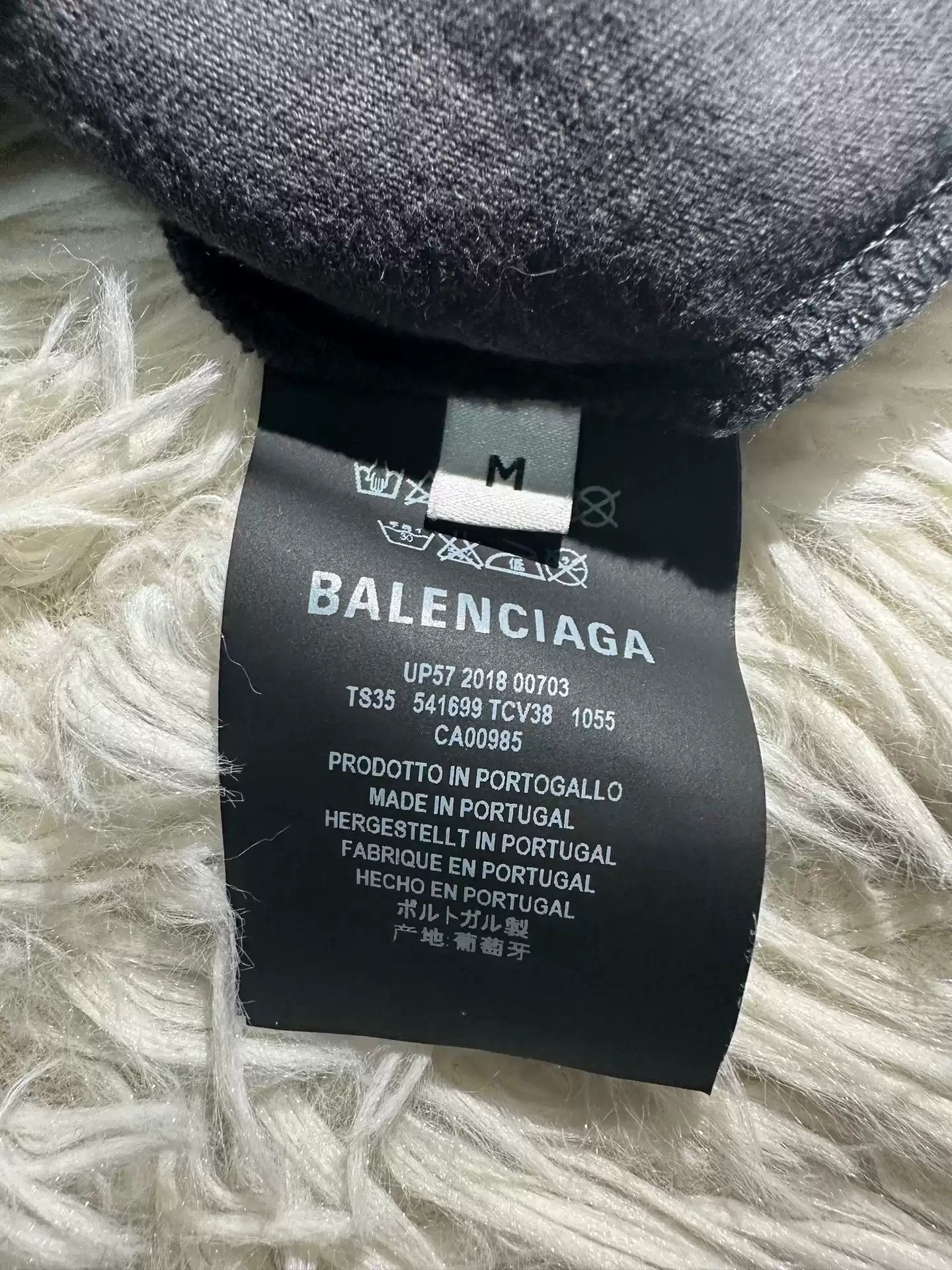 Balenciaga Balenciaga Speed Hunter Washed Old Long Sleeves Size US S / EU 44-46 / 1 - 7 Thumbnail