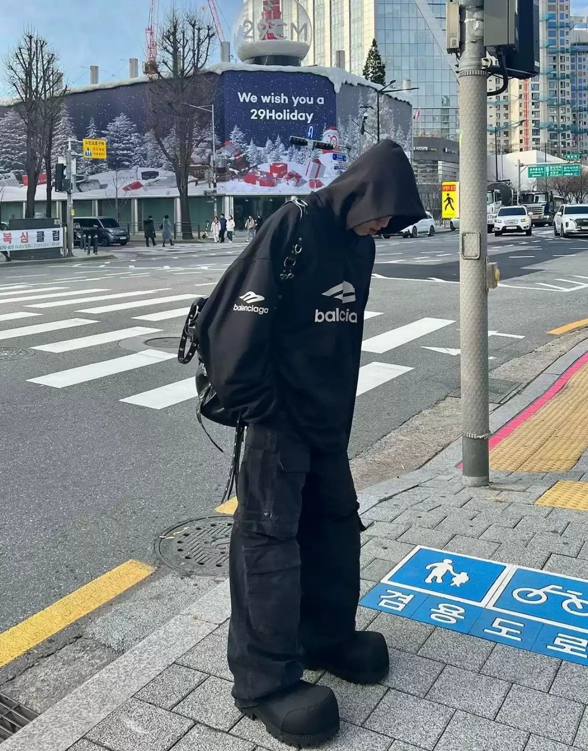 Balenciaga Balenciaga 23FW Ski Collection 3B Sports Long Sleeves Size US S / EU 44-46 / 1 - 7 Thumbnail
