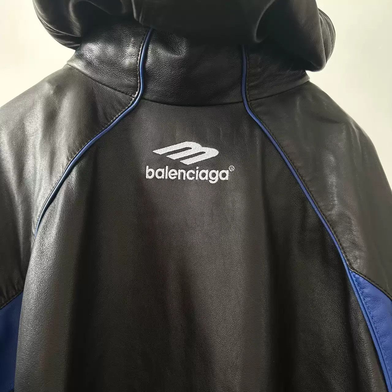 Balenciaga Balenciaga SS23 3B SPORTS ICON Embroidered Logo Block Color Hooded Leather jacket Size US M / EU 48-50 / 2 - 4 Thumbnail