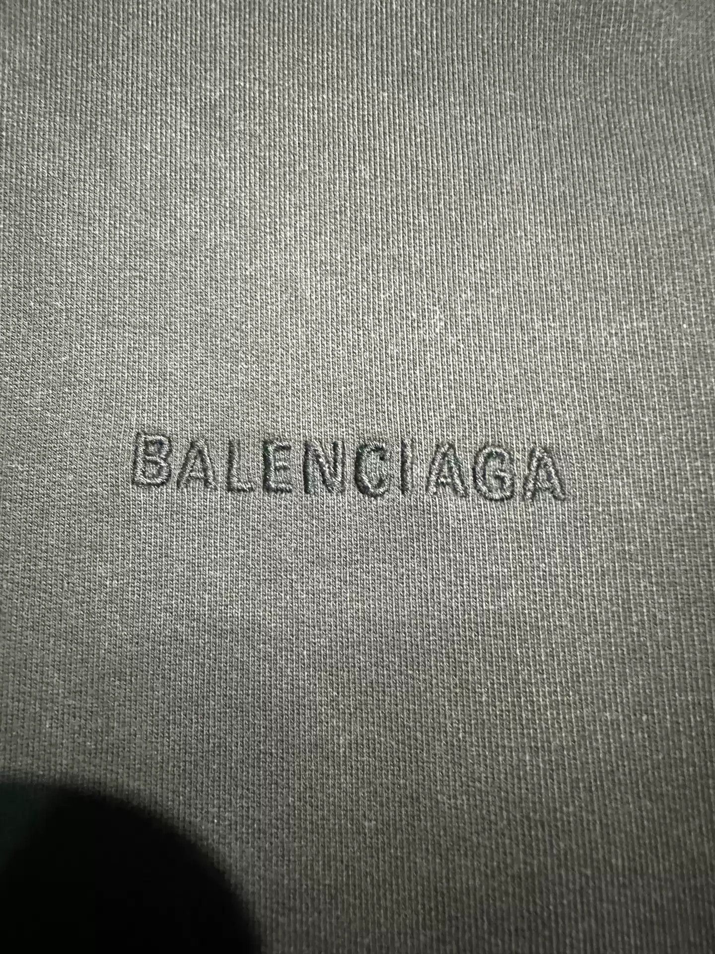 Balenciaga Balenciaga 22SS washed and distressed embroidered logo hoodie Size US M / EU 48-50 / 2 - 6 Thumbnail